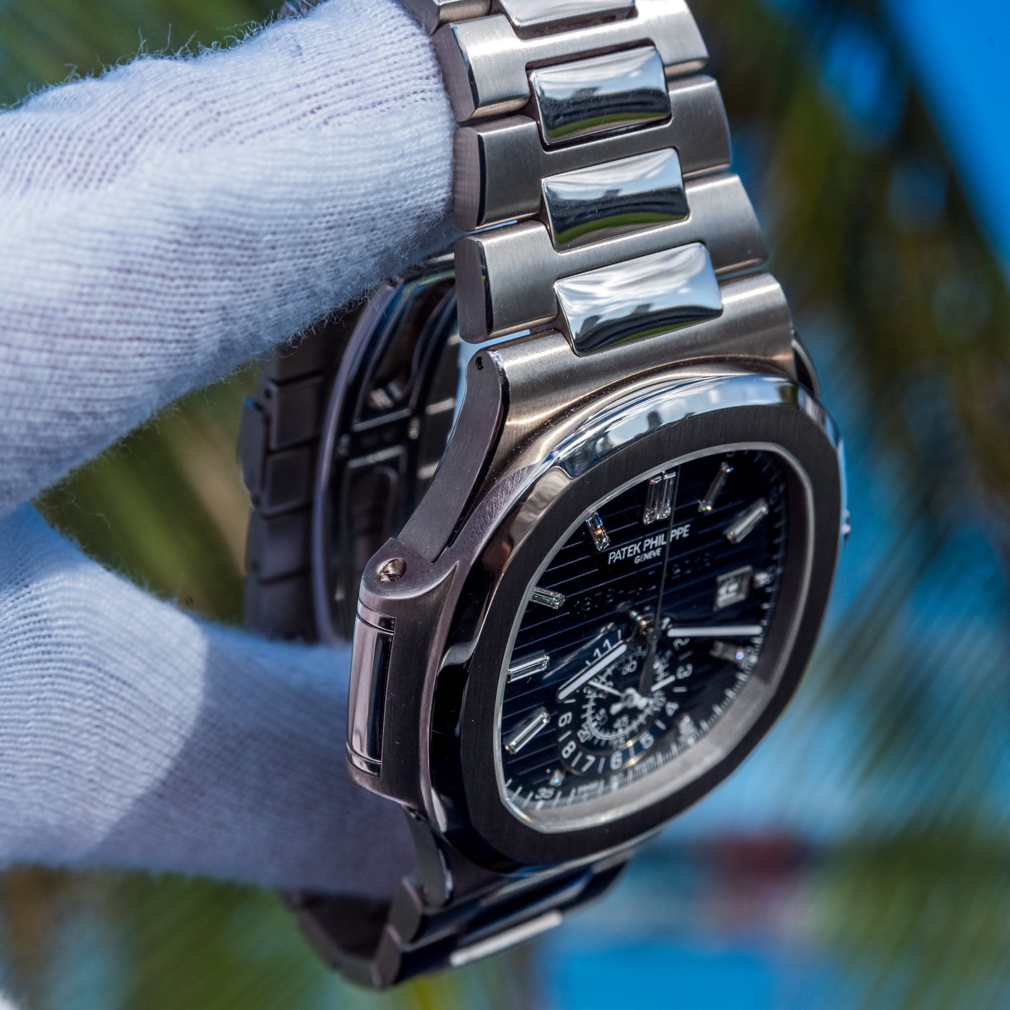 Patek Philippe 2017 Nautilus 5976/1G Chronograph Blue Dial