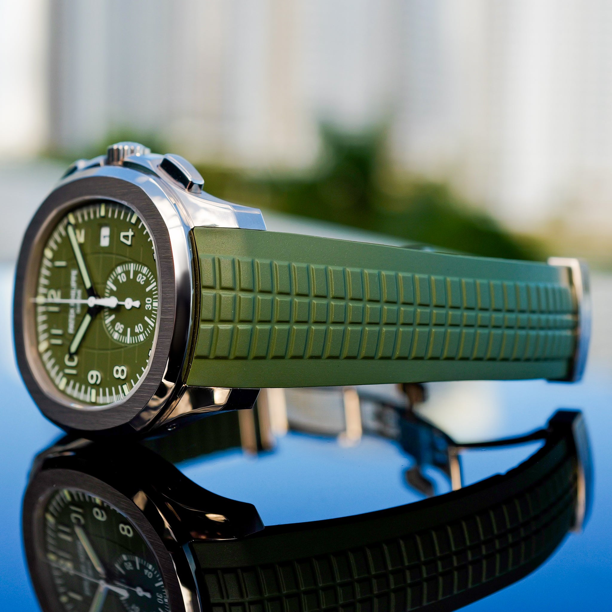 Patek 5968g | 2023 Aquanaut | White Gold 42.2mm | 5968G-010