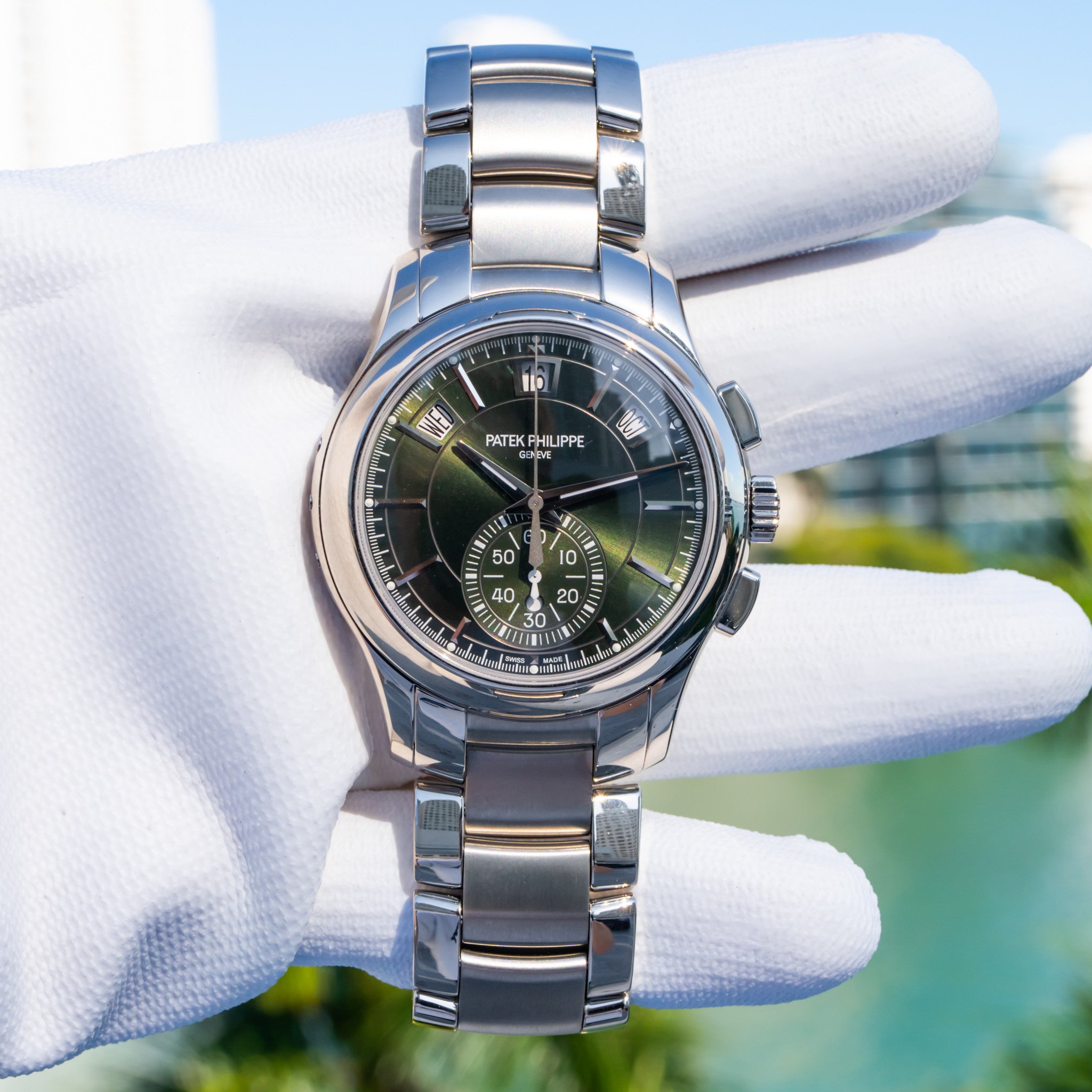 Patek Philippe 2024 Unworn Annual Calendar Chronograph 5905/1a Green Dial