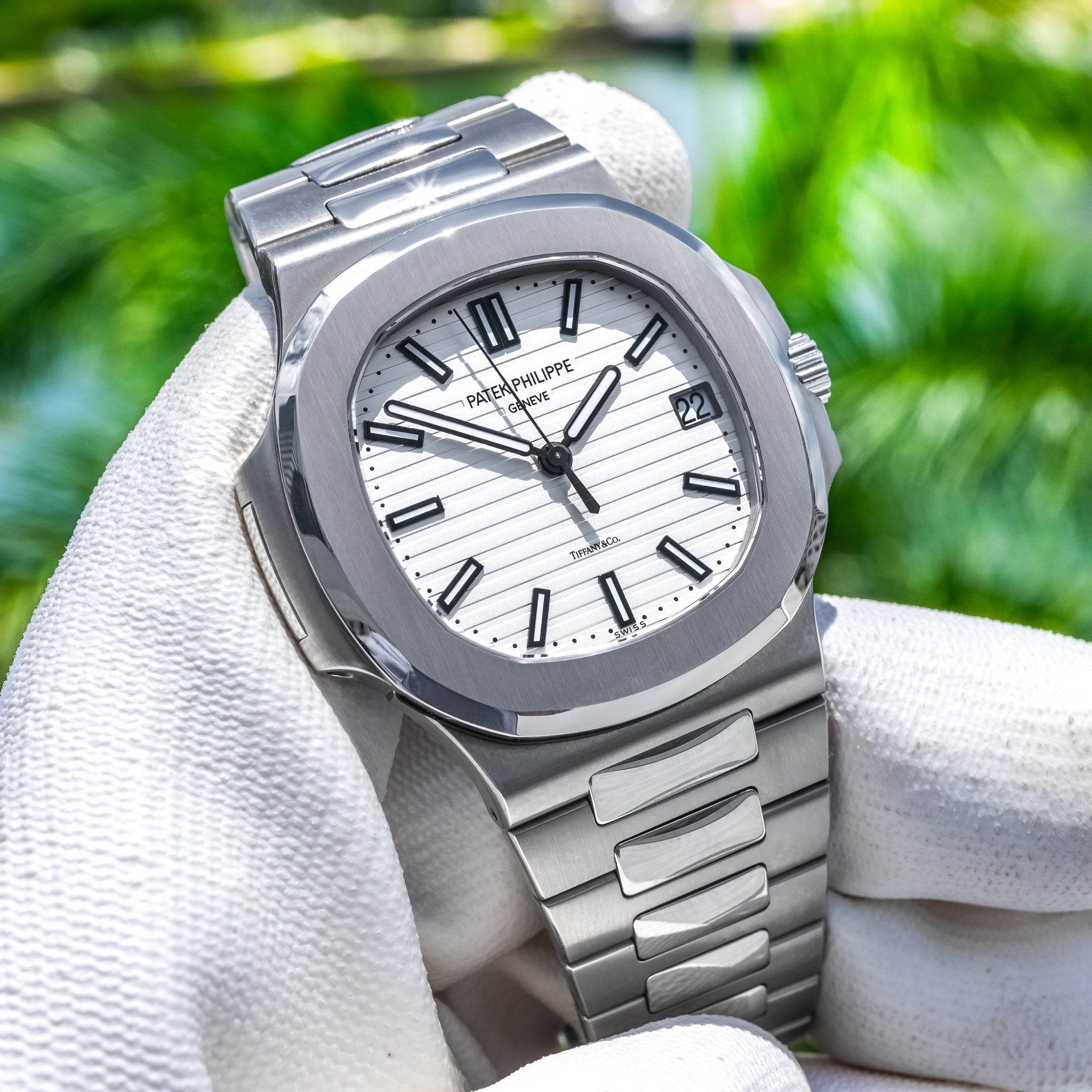 Patek Philippe 5711/1A Nautilus White Dial Tiffany & Co Stamped