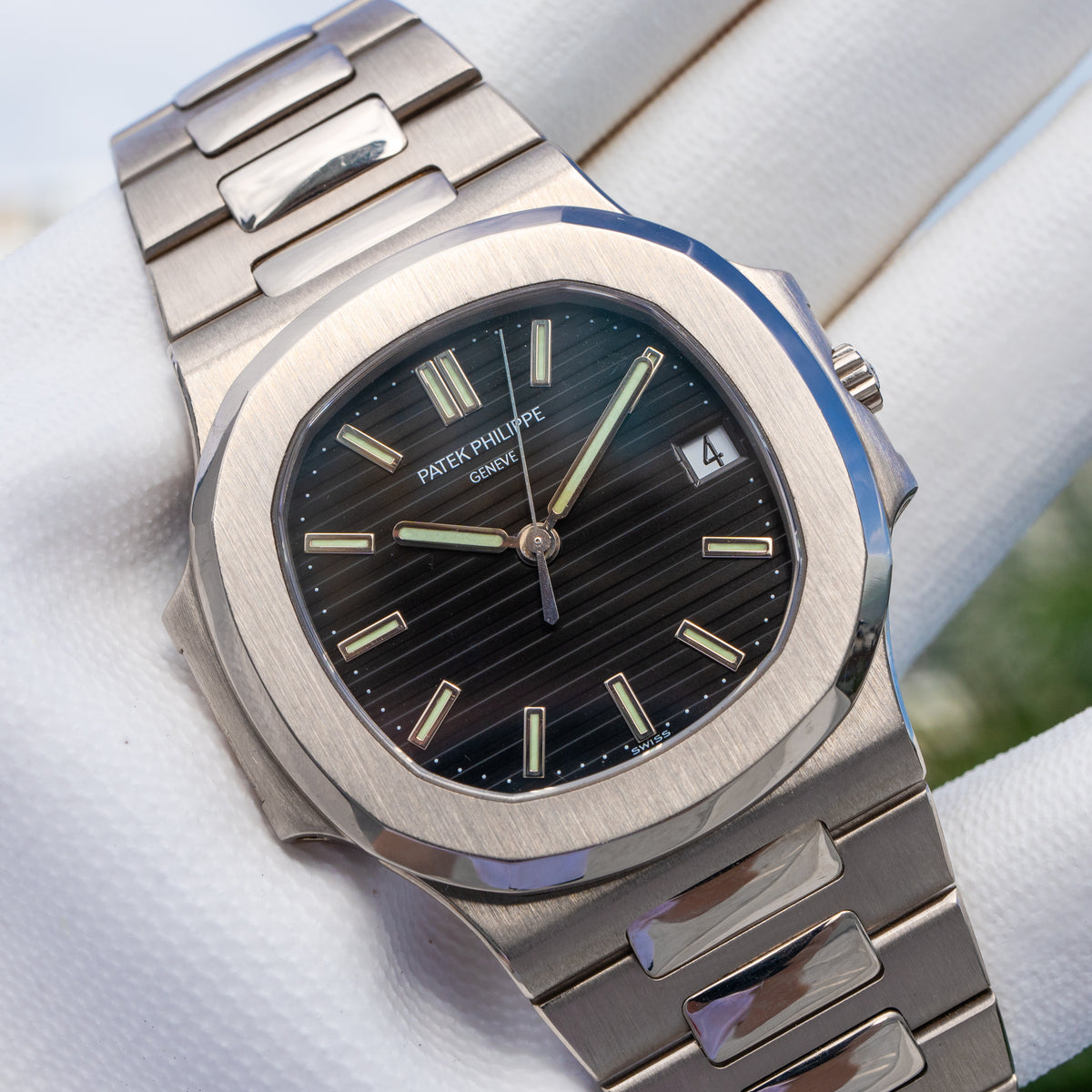 2007 Patek Philippe 3711/1G Nautilus Black Dial 42mm
