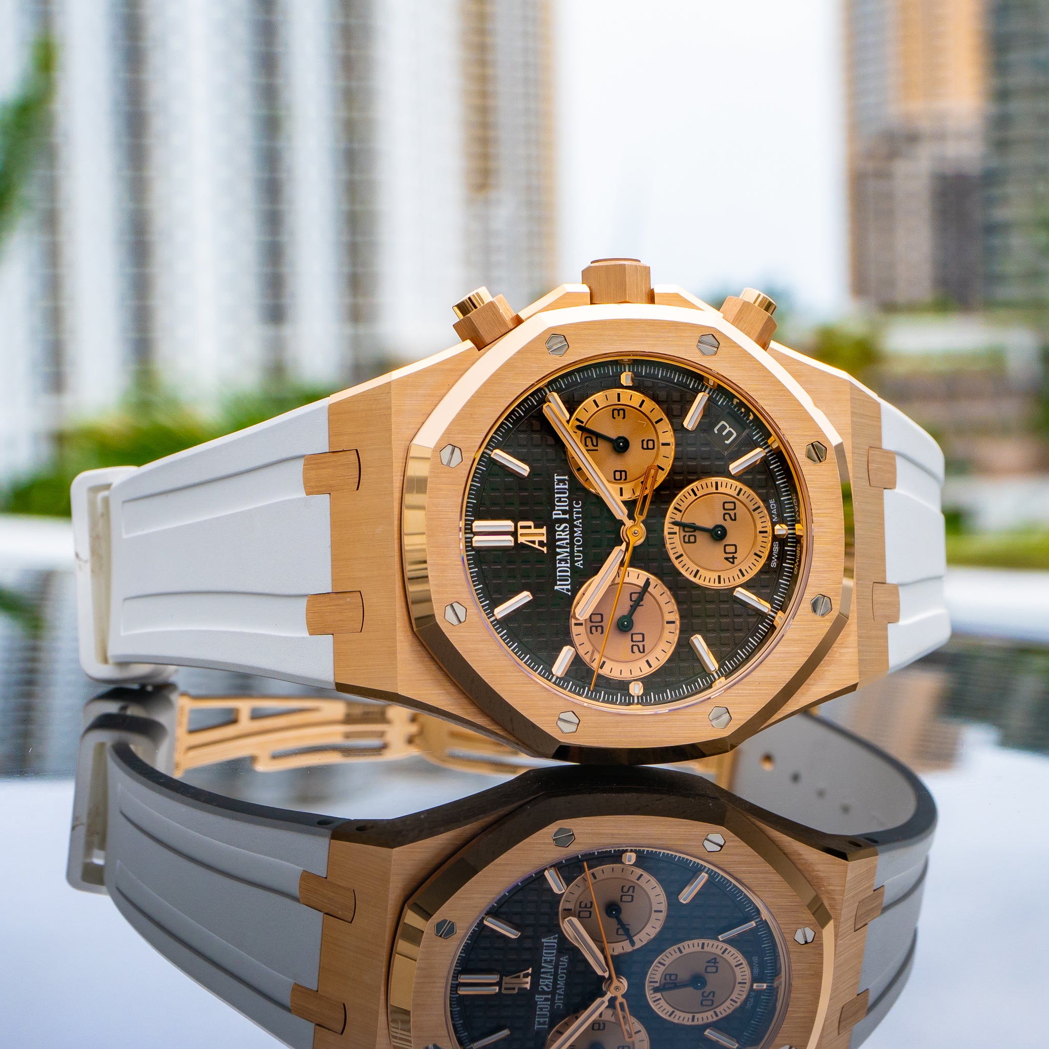 2022 Audemars Piguet 26239OR Royal Oak Selfwinding Chronograph Brown Dial 41mm