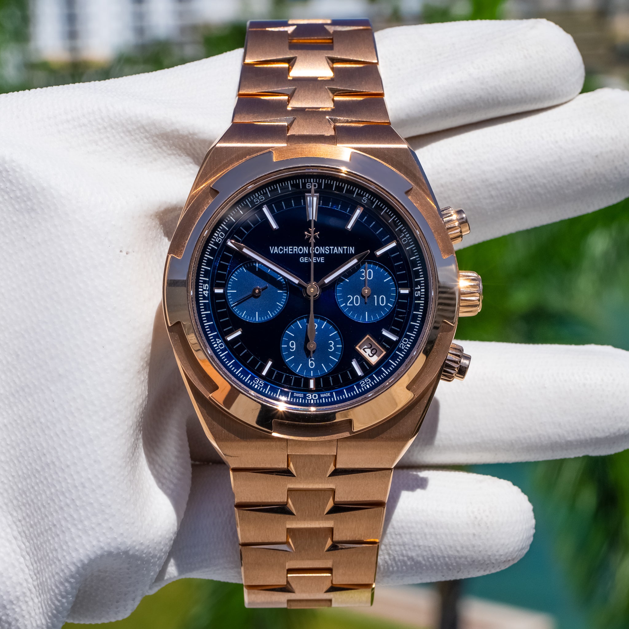 2023 Vacheron Constantin Overseas Chronograph Rose 42mm 5500V/110R-B952