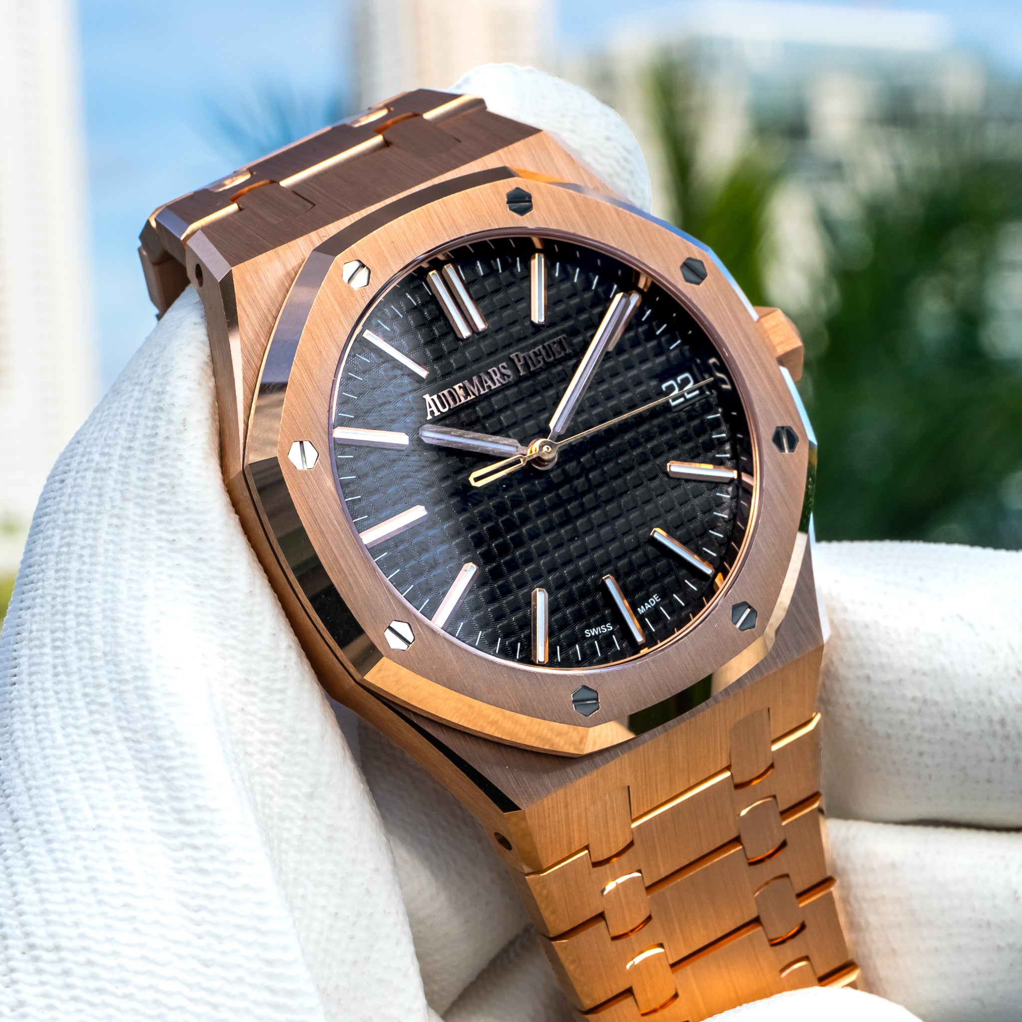 2025 Audemars Piguet 15510or Royal Oak Black Dial 41mm