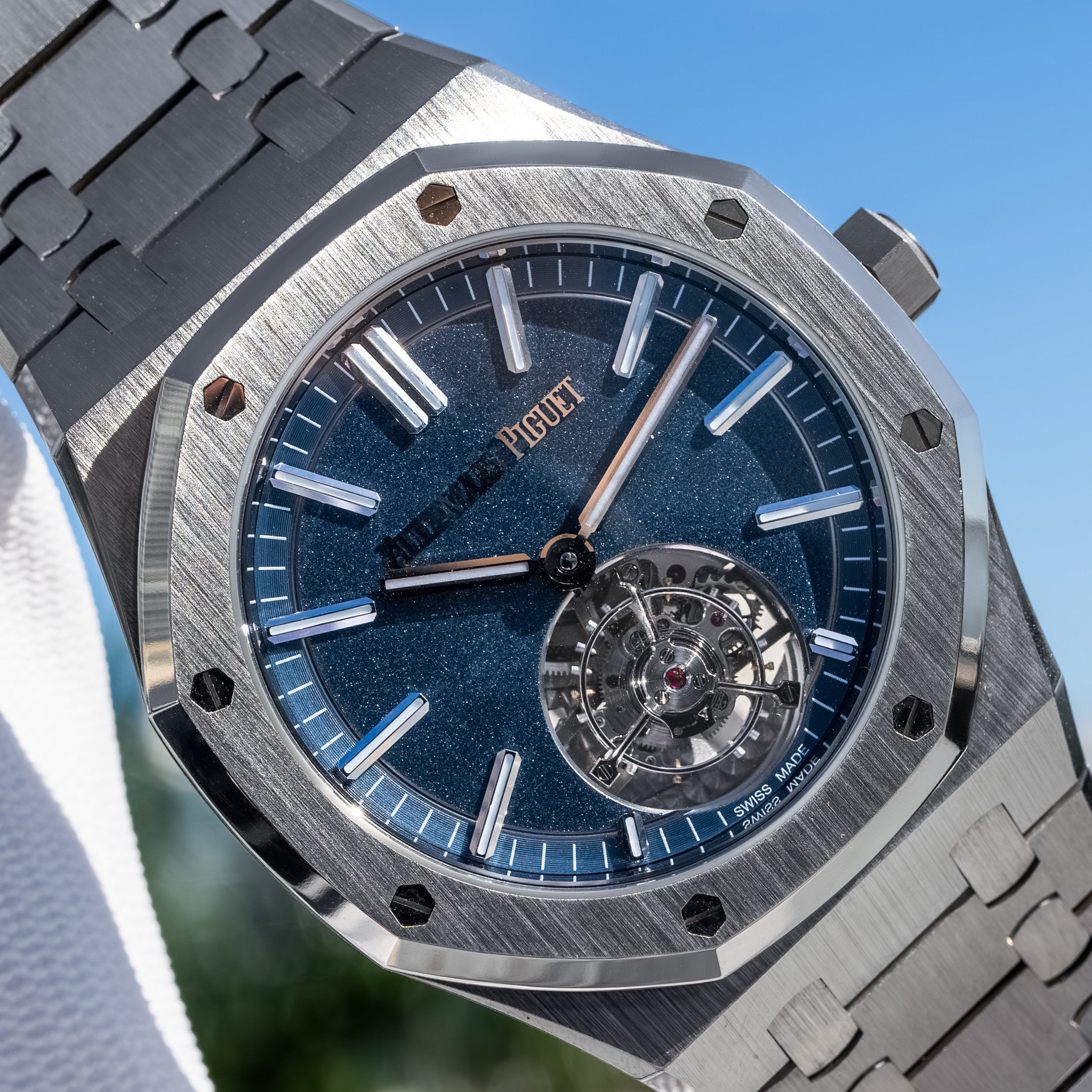 2022 Audemars Piguet Royal Oak 26730ti Titanium Blue Dial 50th Anniversary