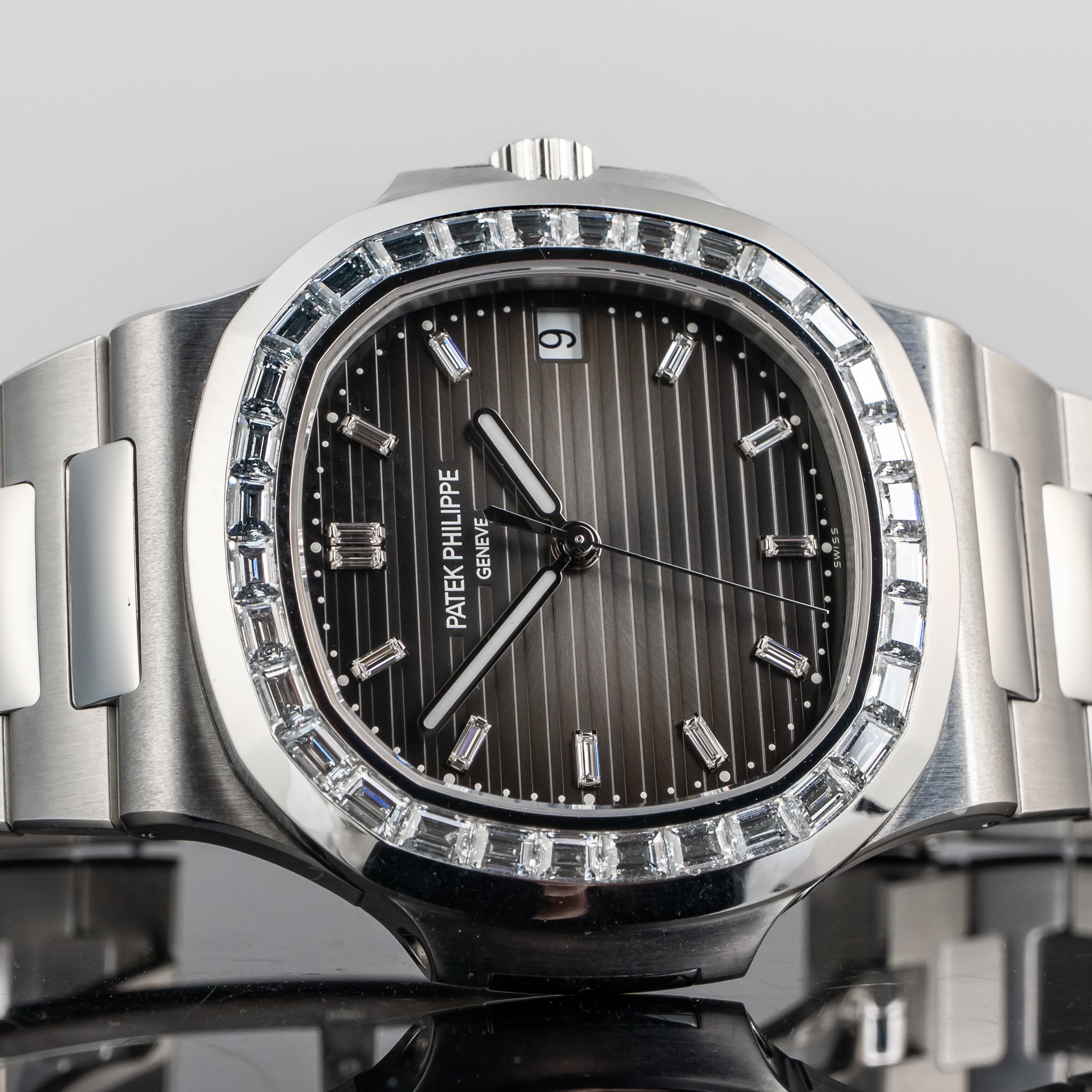 Patek Philippe Nautilus 5711/110P-001 Platinum Diamond Bezel