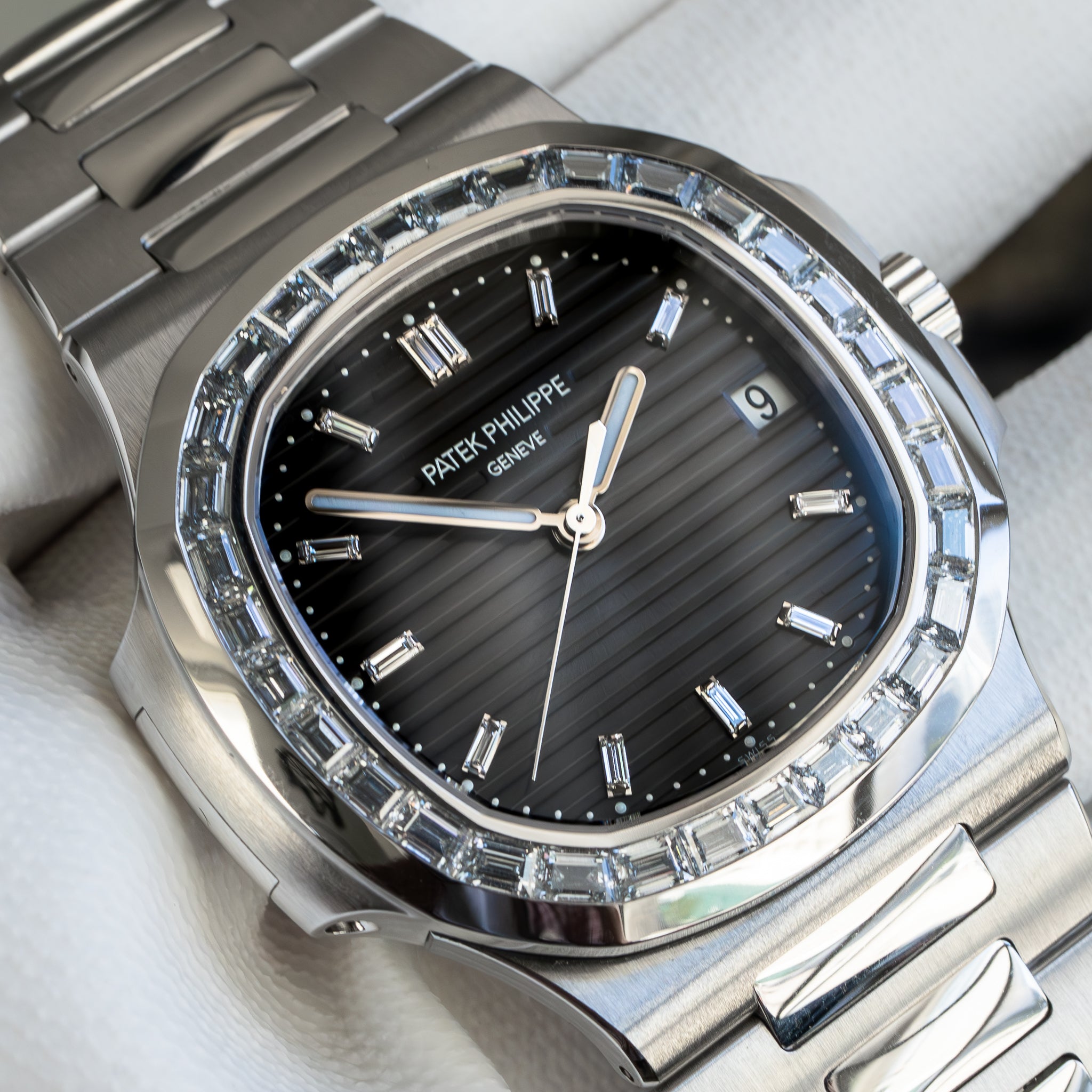 Patek Philippe Nautilus 5711/110P-001 Platinum Diamond Bezel