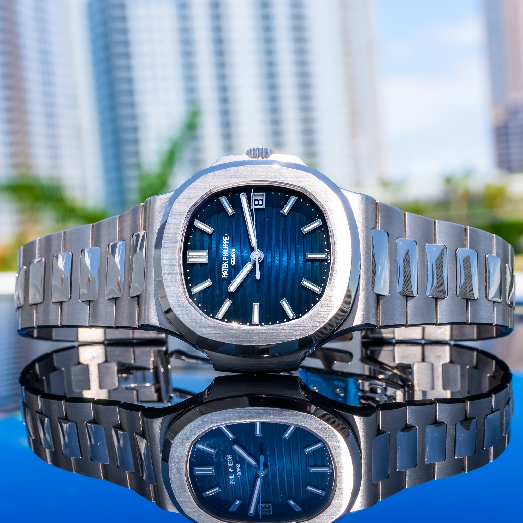 2022 Patek Philippe Nautilus 5811/1G-001 Blue Dial