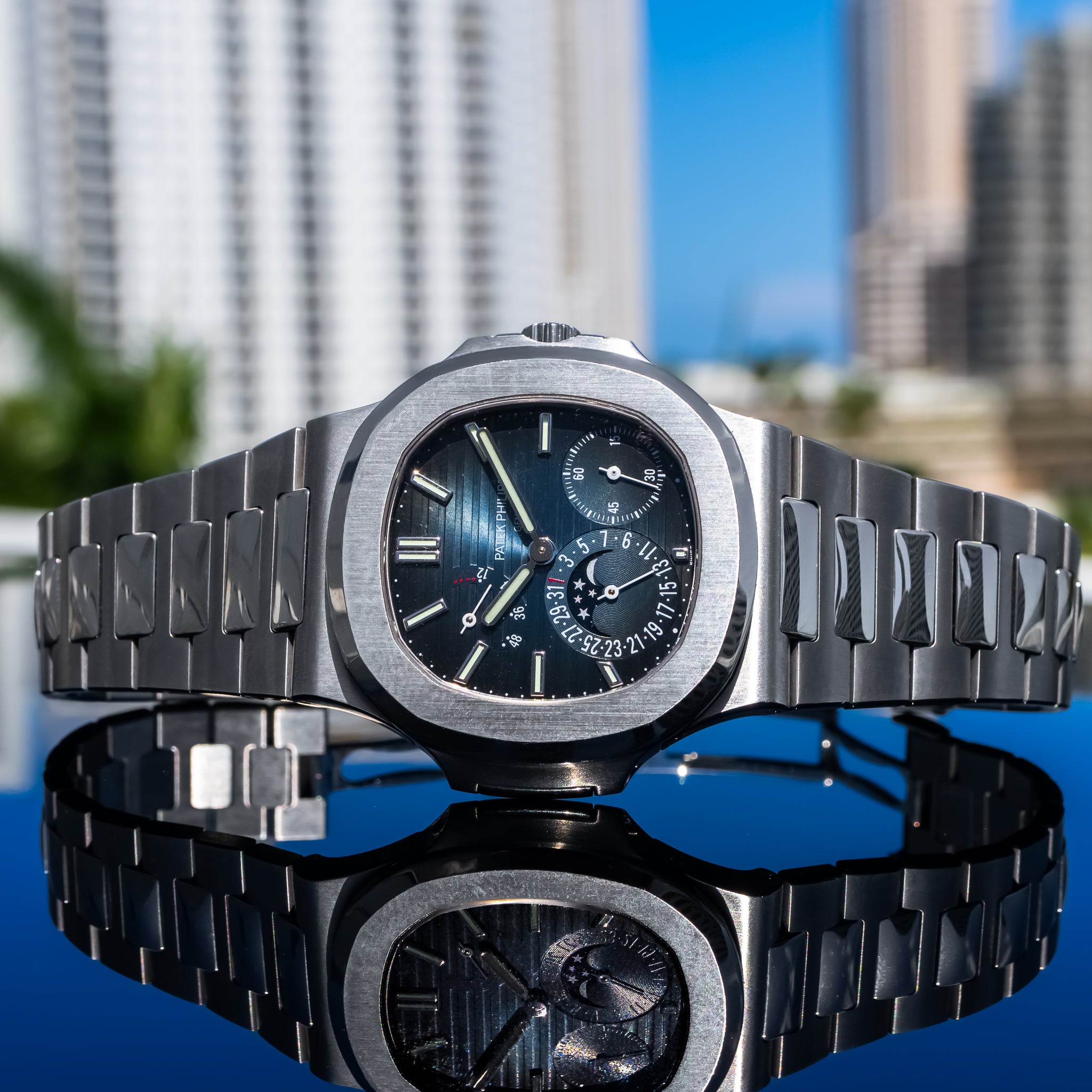 2022 Patek Philippe Nautilus 5712/1A Blue Dial 40mm