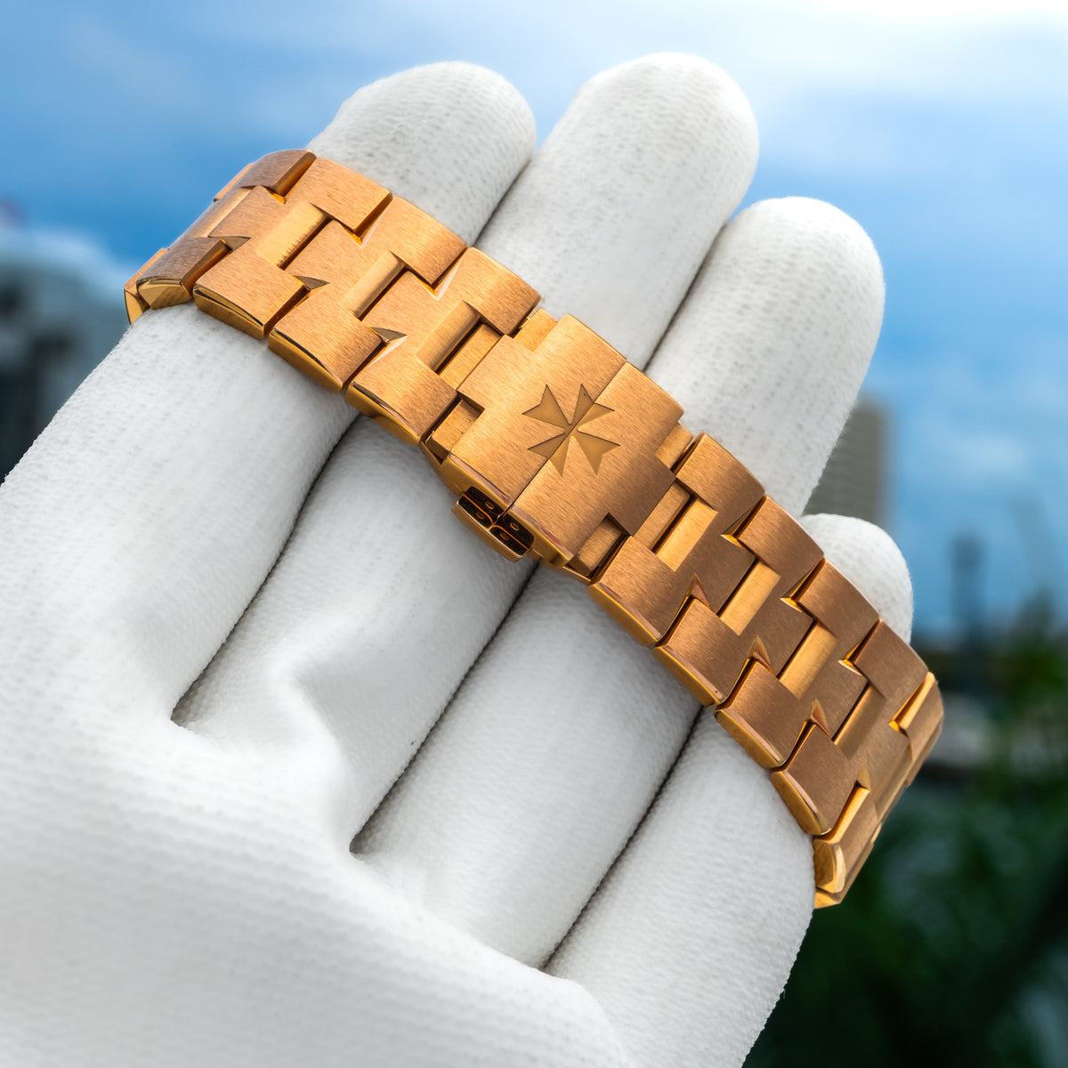 2025 Vacheron Constantin 4300V/220R-B642 Overseas Perpetual Calendar Ultra-Thin Skeleton Rose Gold 41.5mm