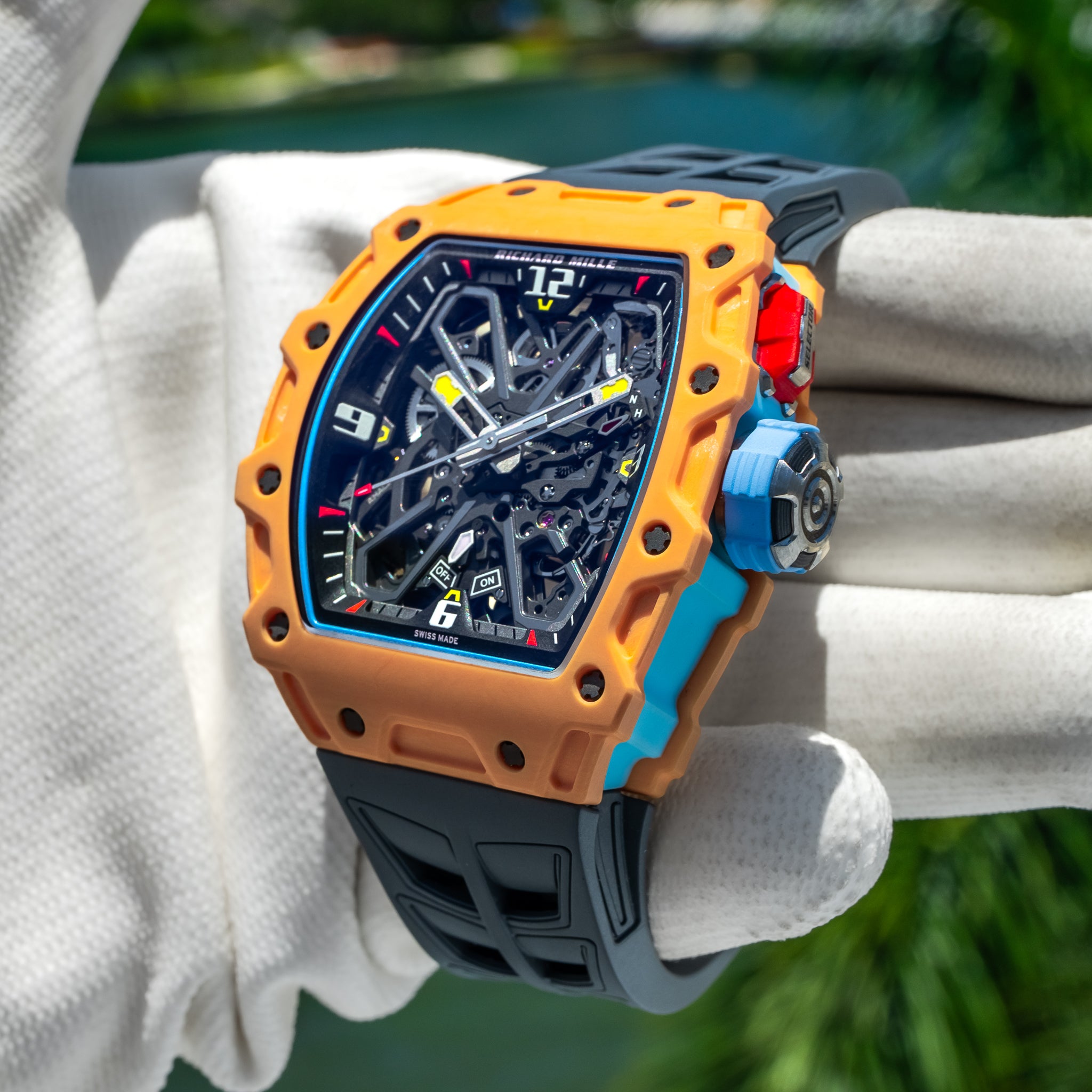 Richard Mille RM35-03 Rafa Nadal Salmon 43.15 mm x 49.95 mm