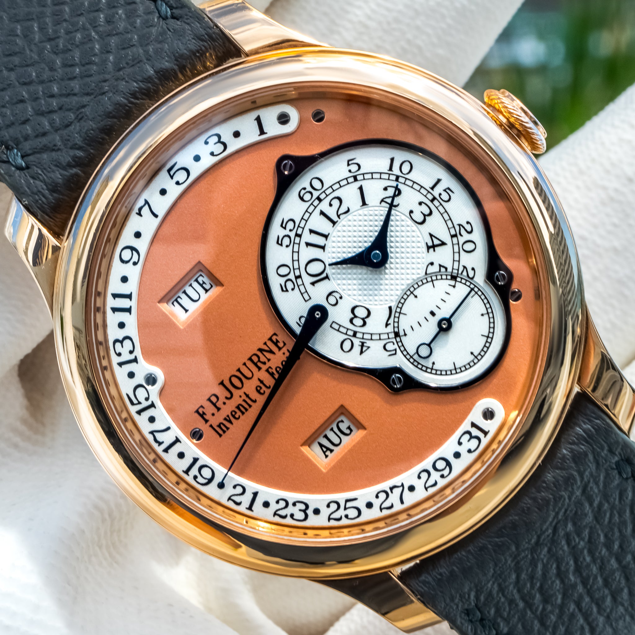F.P. Journe Octa Calendrier Salmon Dial 40mm