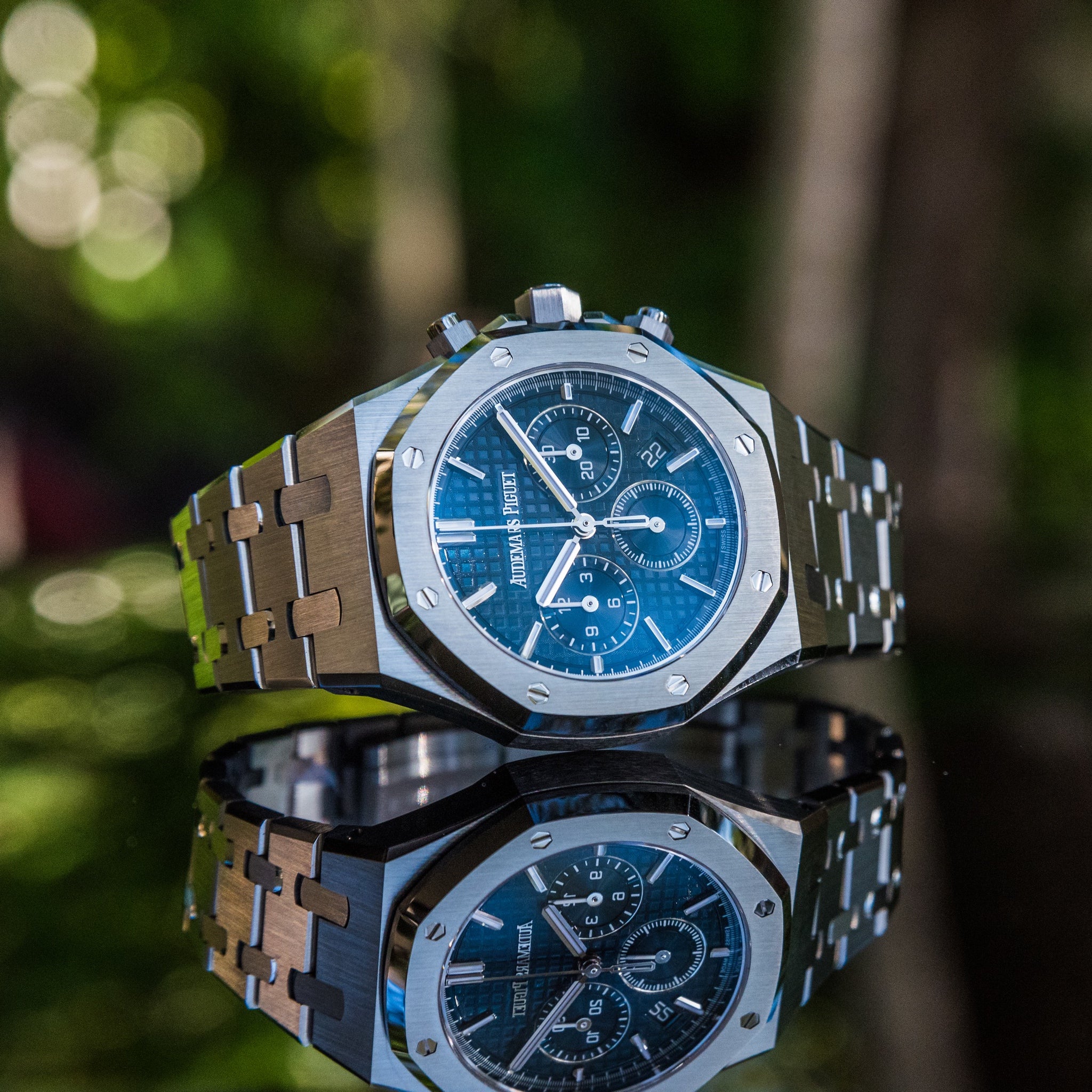 Audemars piguet royal oak chrono blue dial hotsell