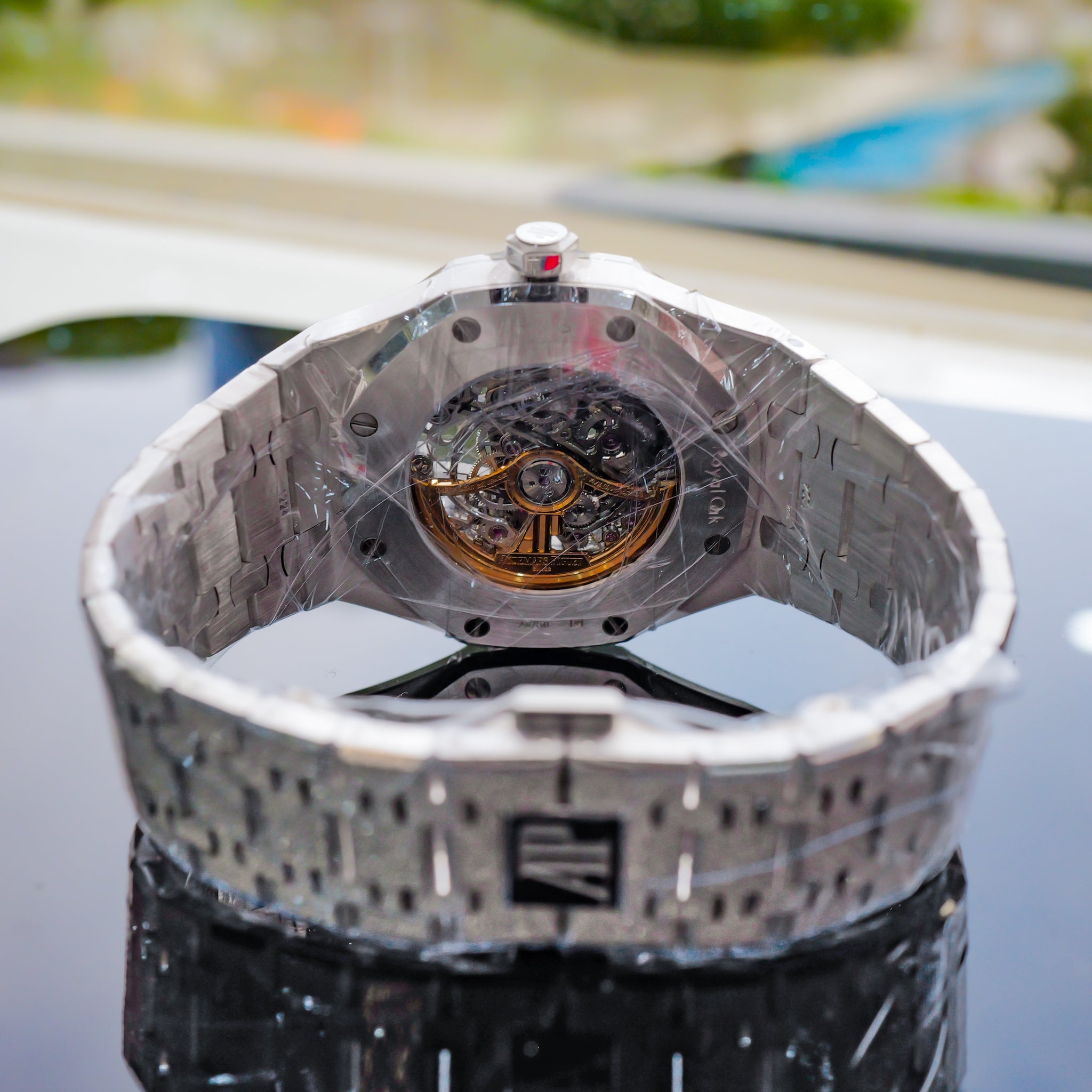 Audemars Piguet 15412BC.TO.1220BC.01 Royal Oak Double Balance Wheel Openworked White Gold Swiss Topaz Bezel