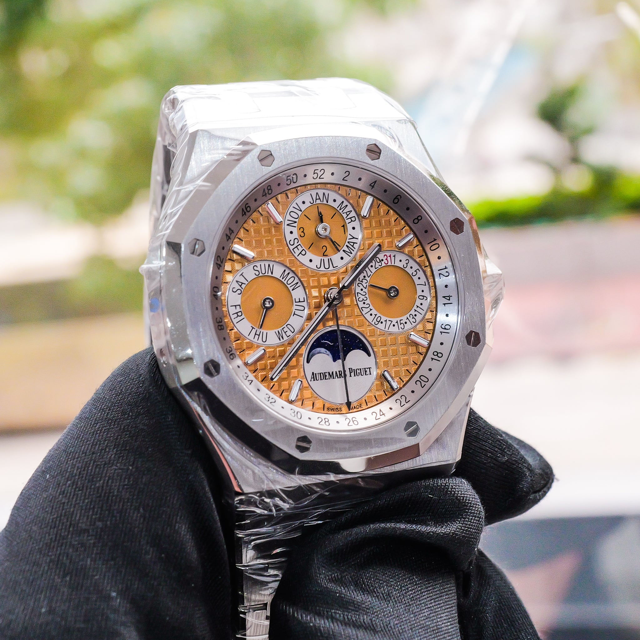 2019 Audemars Piguet Royal Oak Perpetual 26611PT Salmon Dial Limited Edition of 20