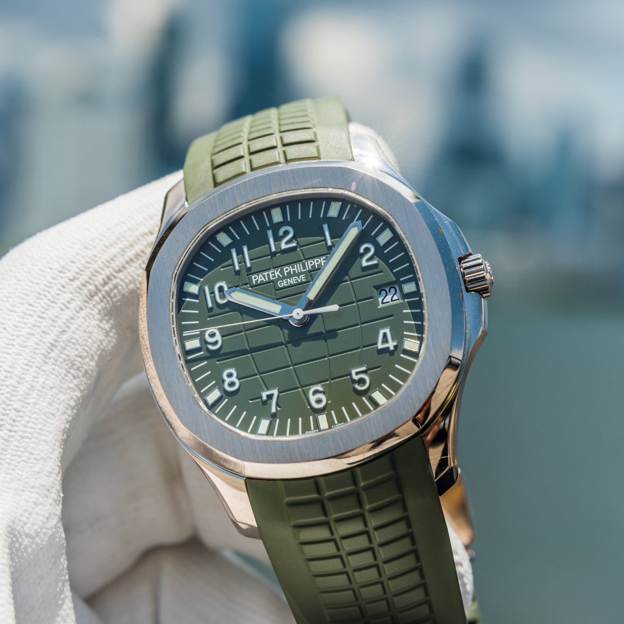 Patek 5168g | 2022 Aquanaut | White Gold | 5168G-010