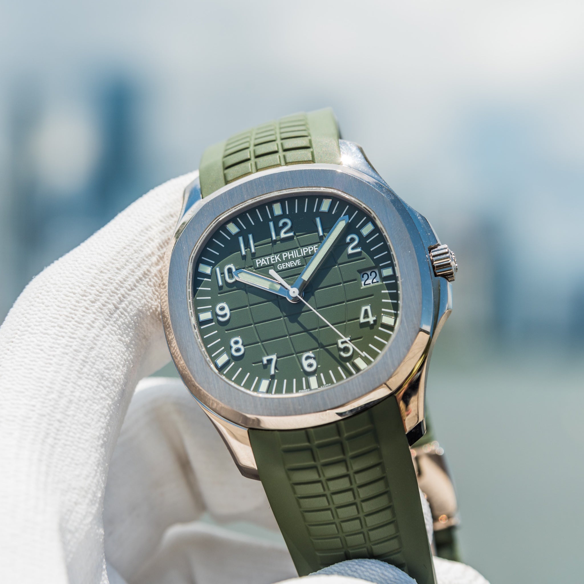 Patek 5168g | 2022 Aquanaut | White Gold | 5168G-010