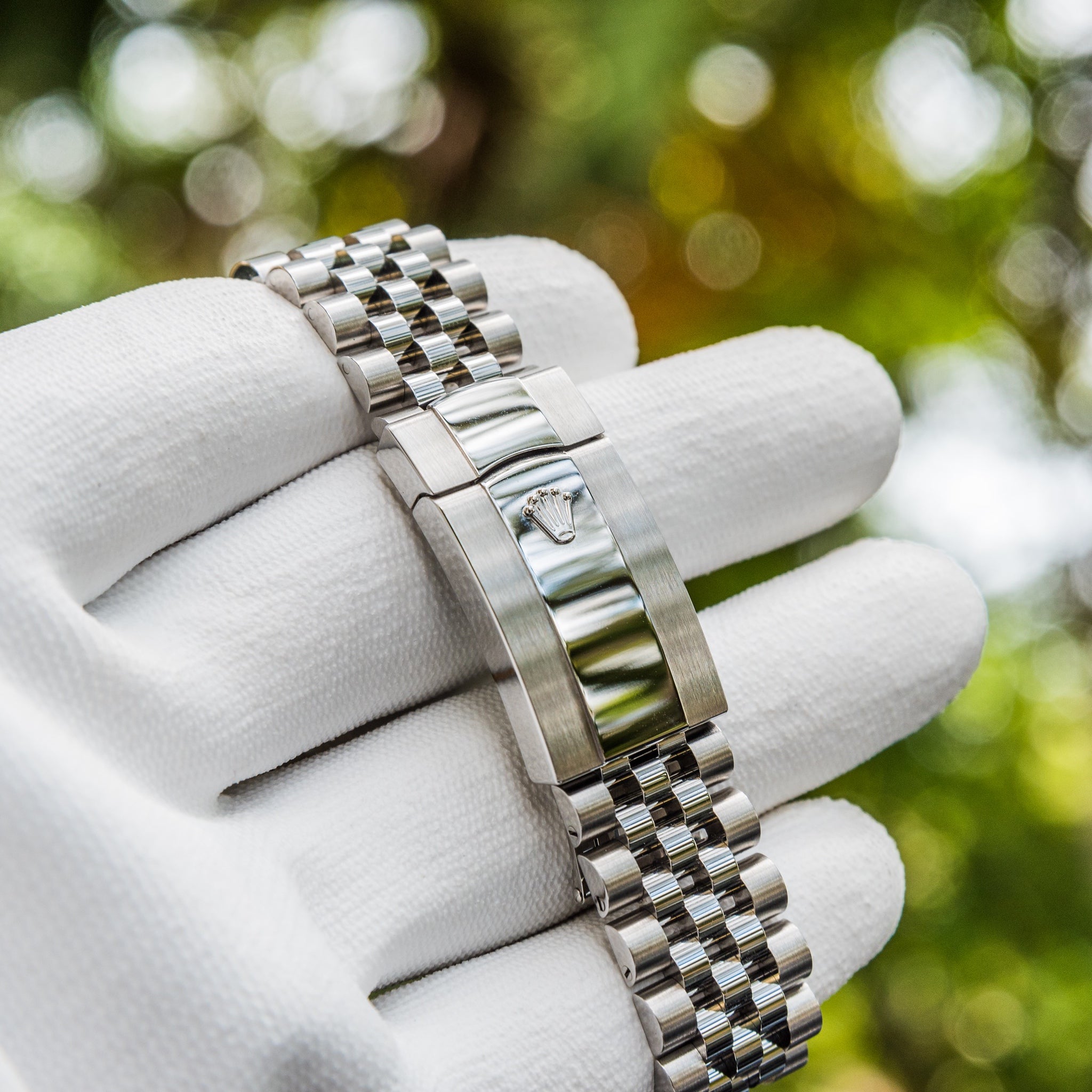 Rolex 2022 Sky-Dweller 326934 White Dial on jubilee
