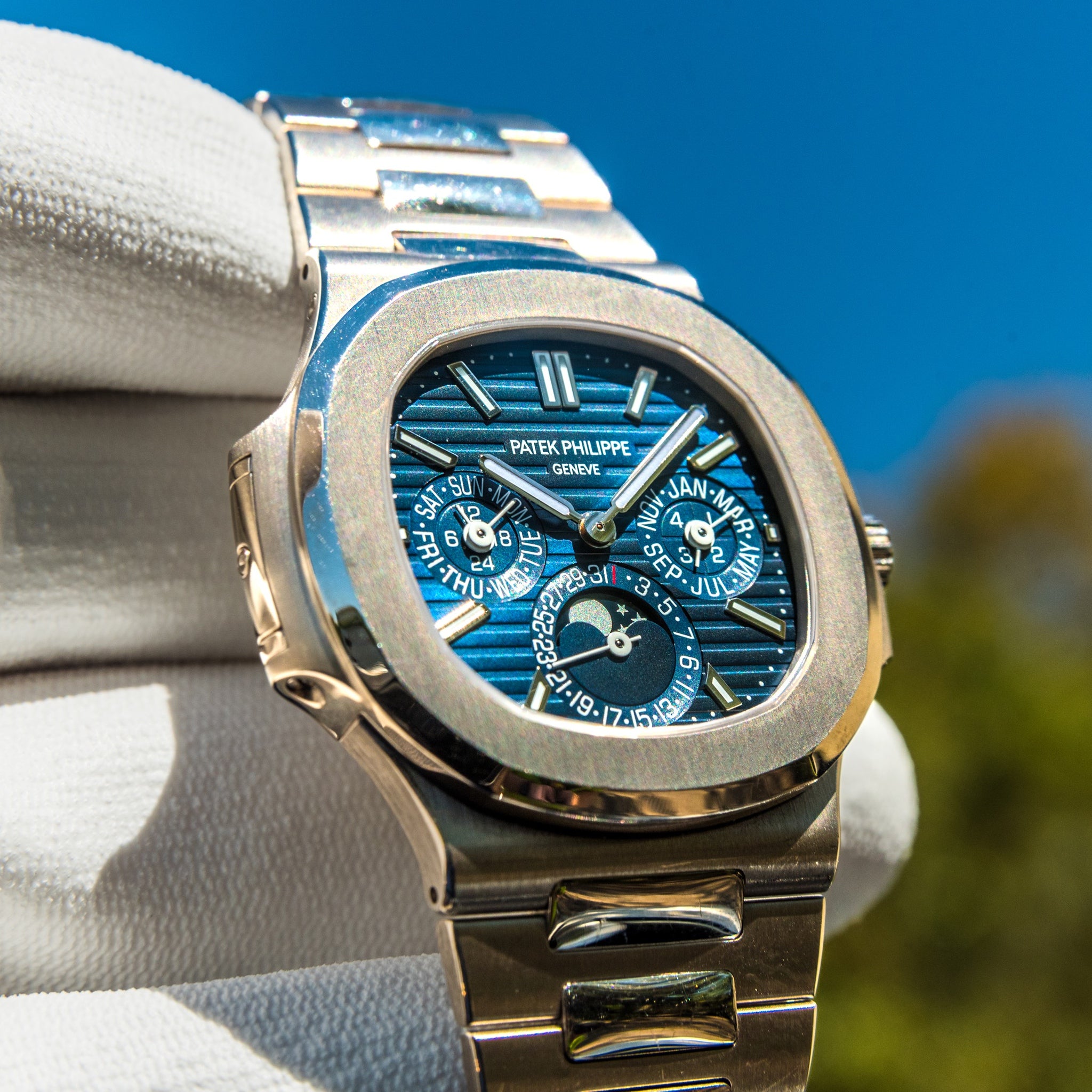 Patek Philippe 2021 Nautilus 5740/1G