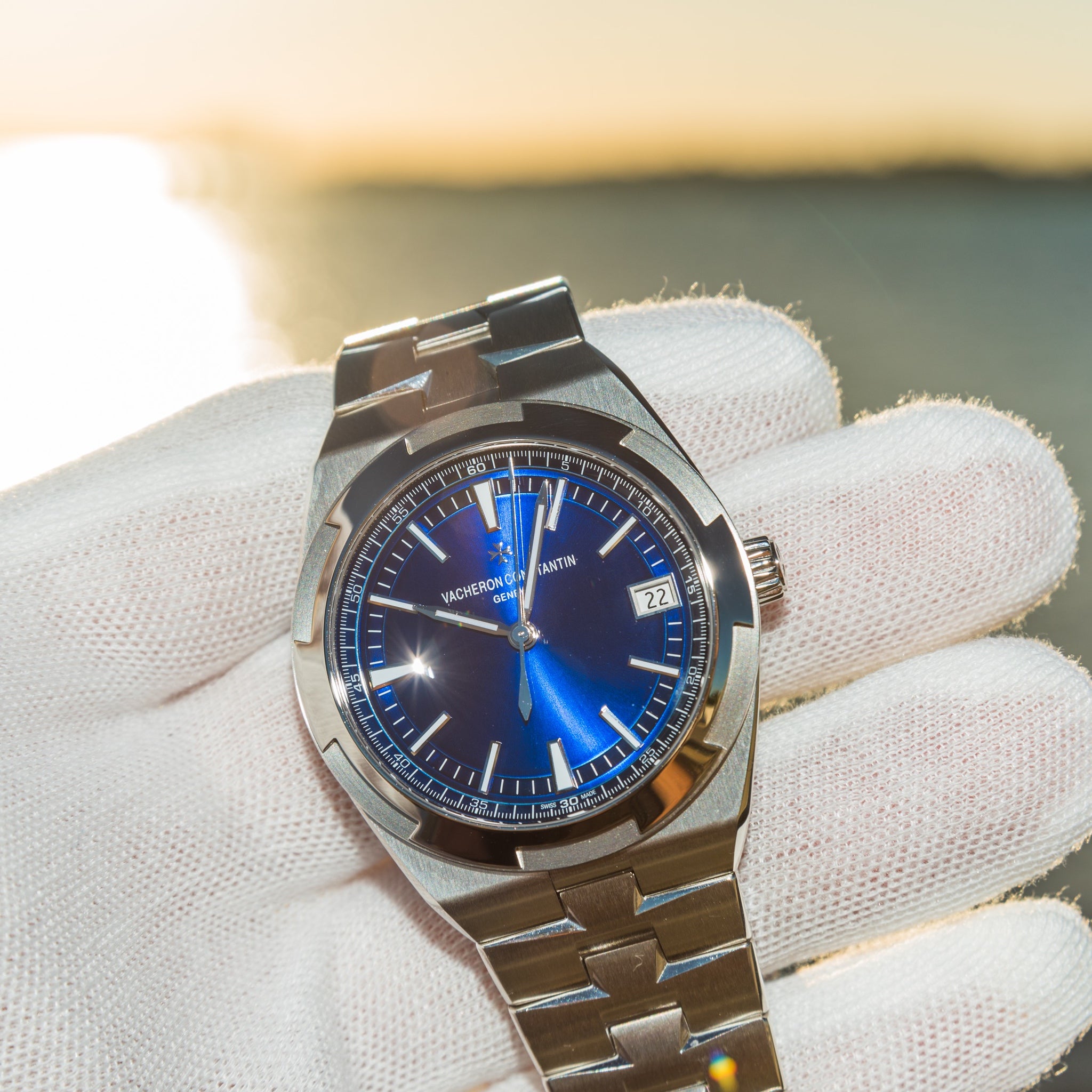 2022 Vacheron Constantin Overseas