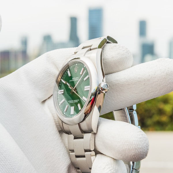 Rolex 2022 Oyster Perpetual 41mm Green dial 124300