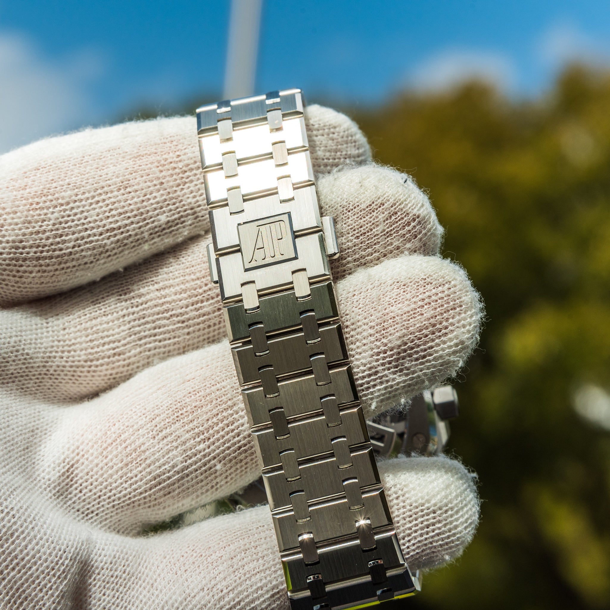 2022 Audemars Piguet Oak Selfwinding Chronograph “50th Anniversary” Green Dial 26240st