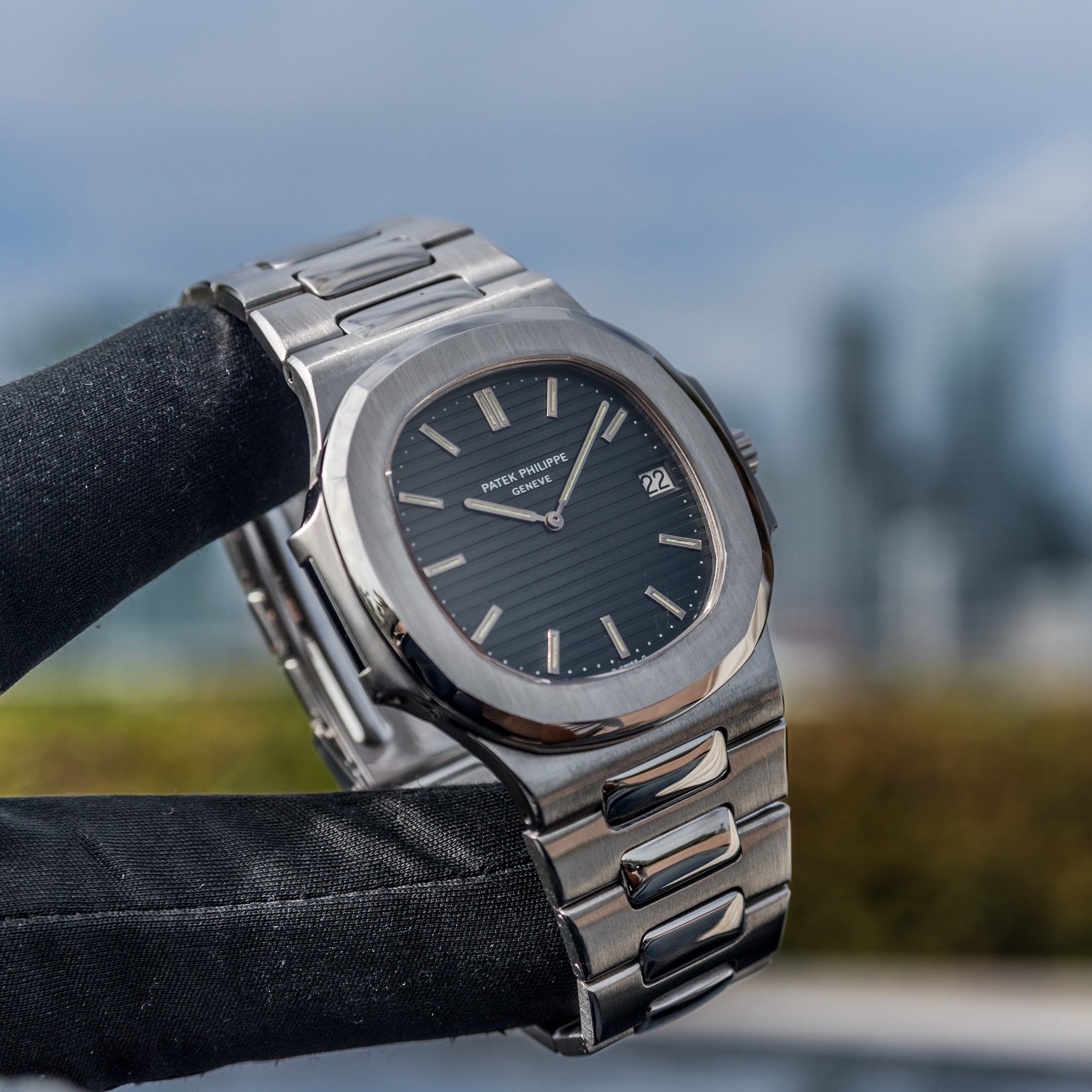 Patek Philippe Nautilus 3700/1a Blue dial 1978