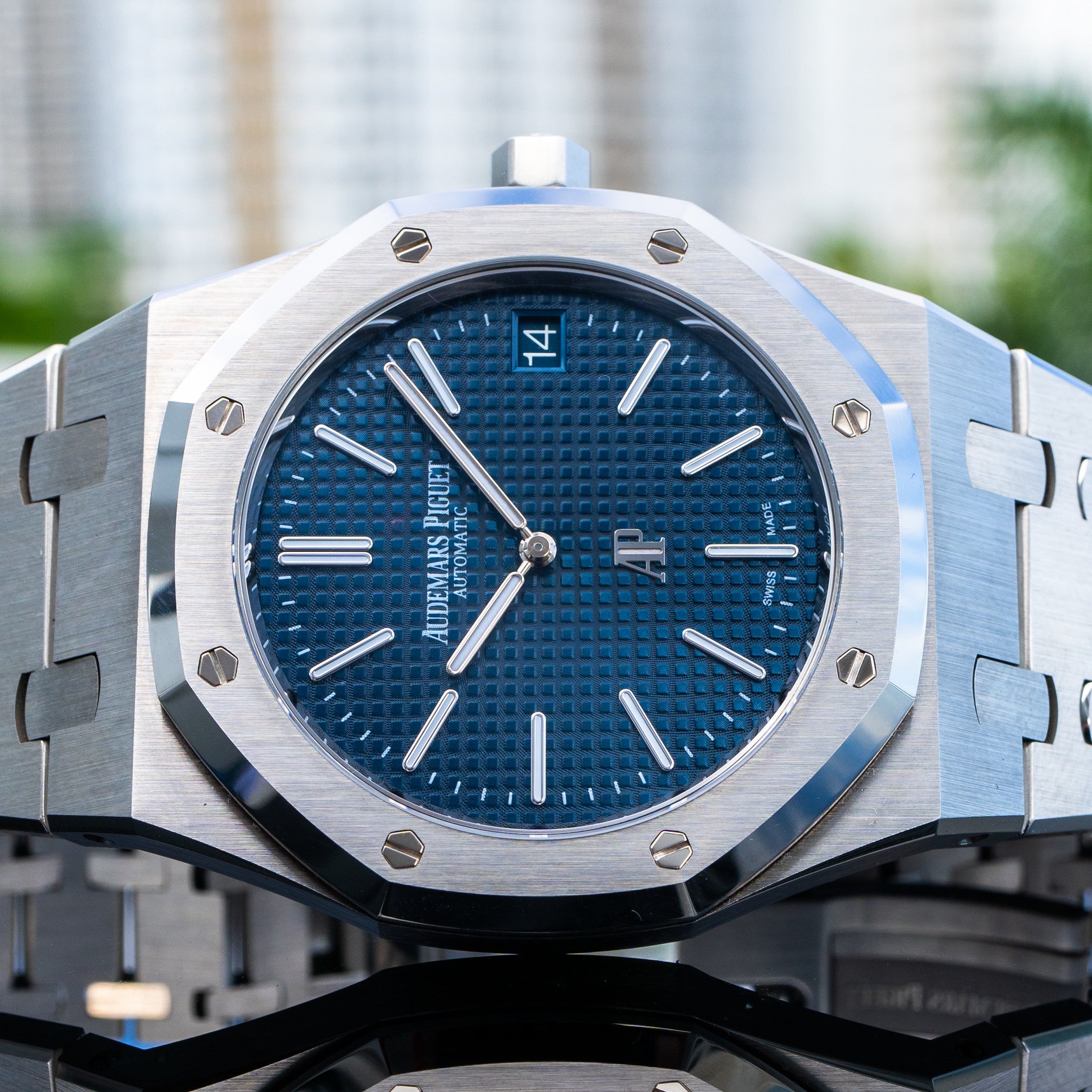 Audemars Piguet Unworn 2023 Royal Oak Jumbo 16202ST