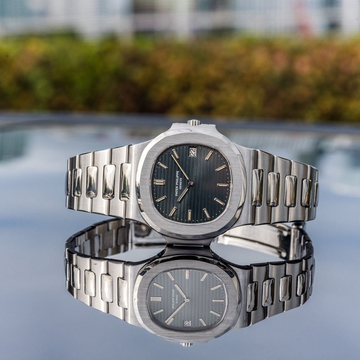 Patek Philippe Nautilus 3700/1a Blue dial 1978 - Main Image