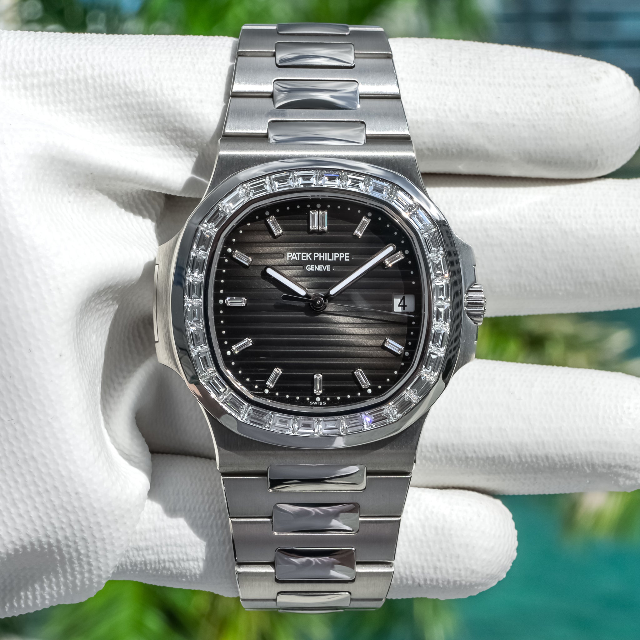 Patek Philippe Nautilus 5711/110P-001 Platinum Diamond Bezel
