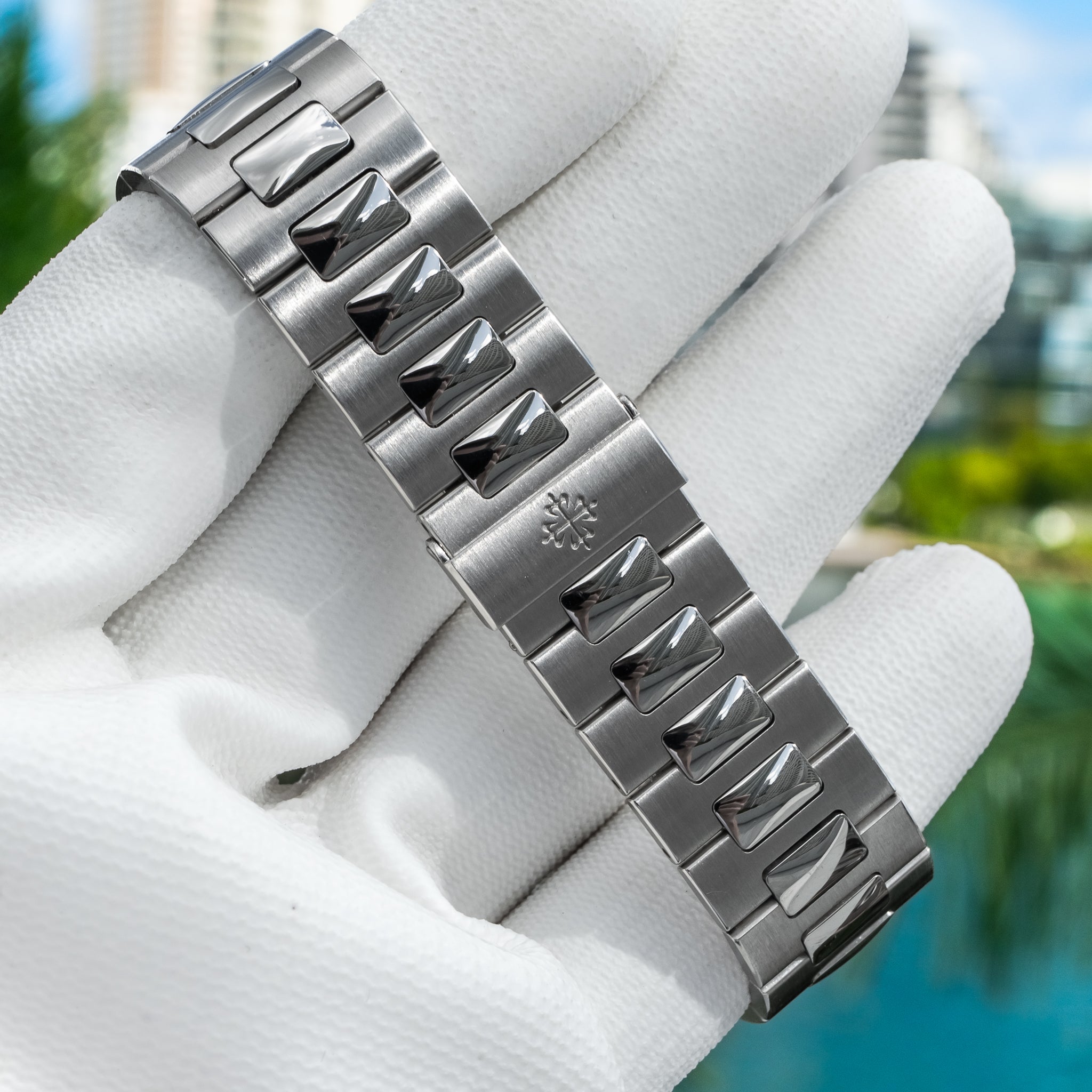 Patek Philippe Nautilus 5711/110P-001 Platinum Diamond Bezel