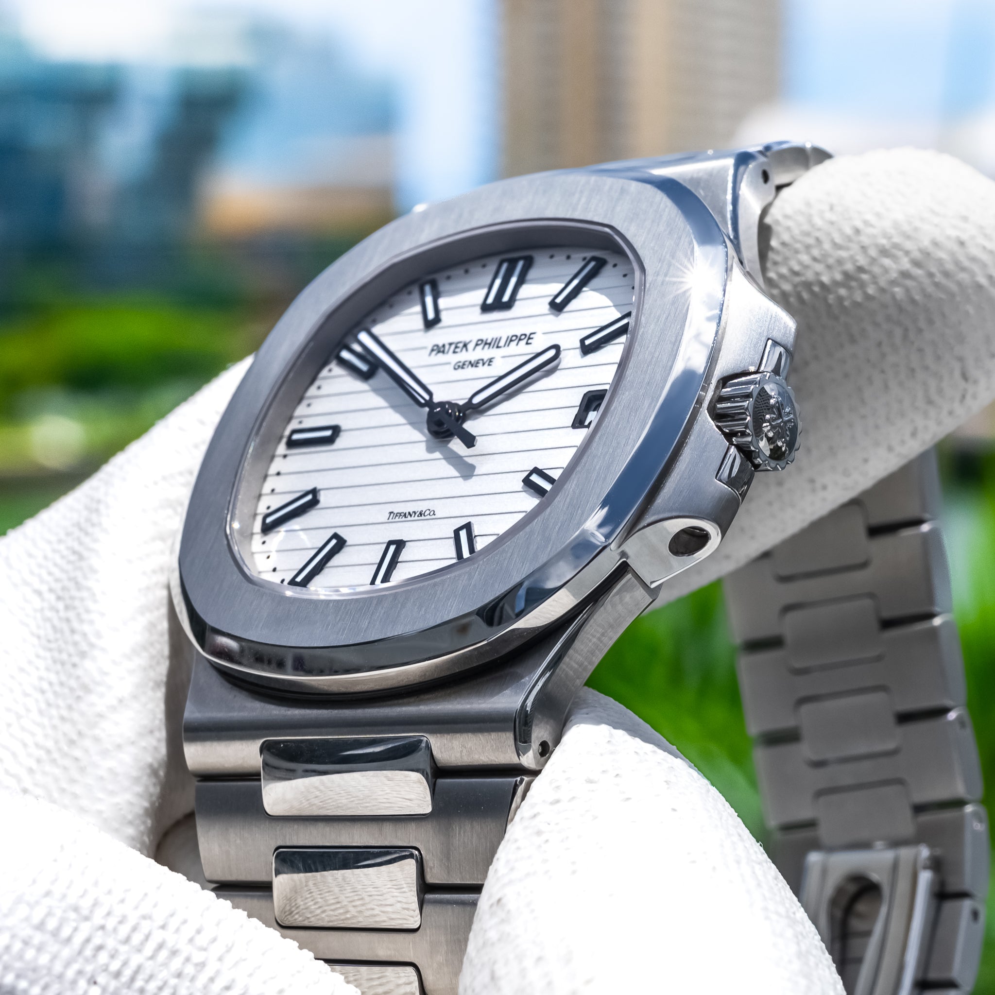 Patek Philippe 5711/1A Nautilus White Dial Tiffany & Co Stamped