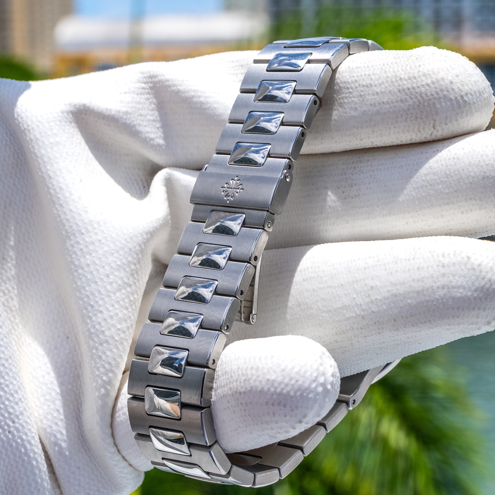 Patek Philippe 5711/1A Nautilus White Dial Tiffany & Co Stamped