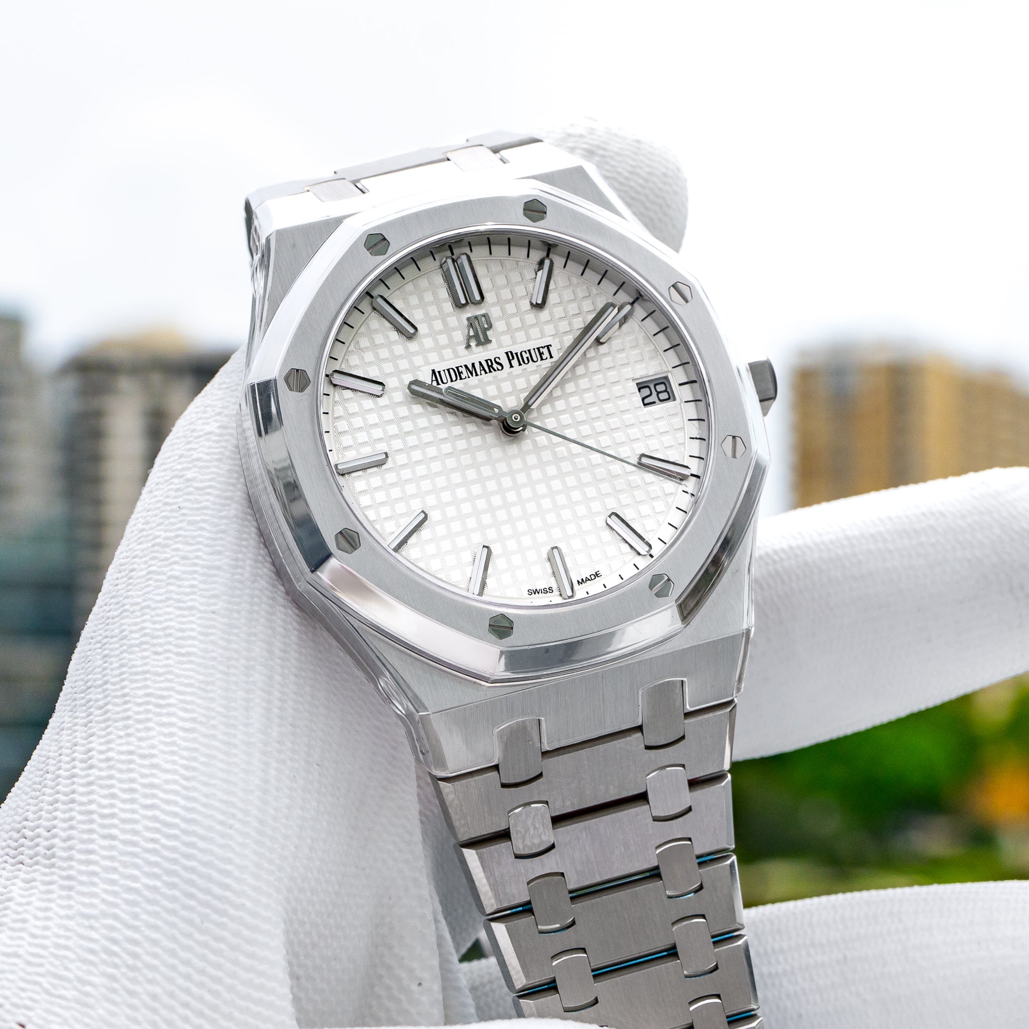 2021 Audemars Piguet 15500ST White Dial 41mm