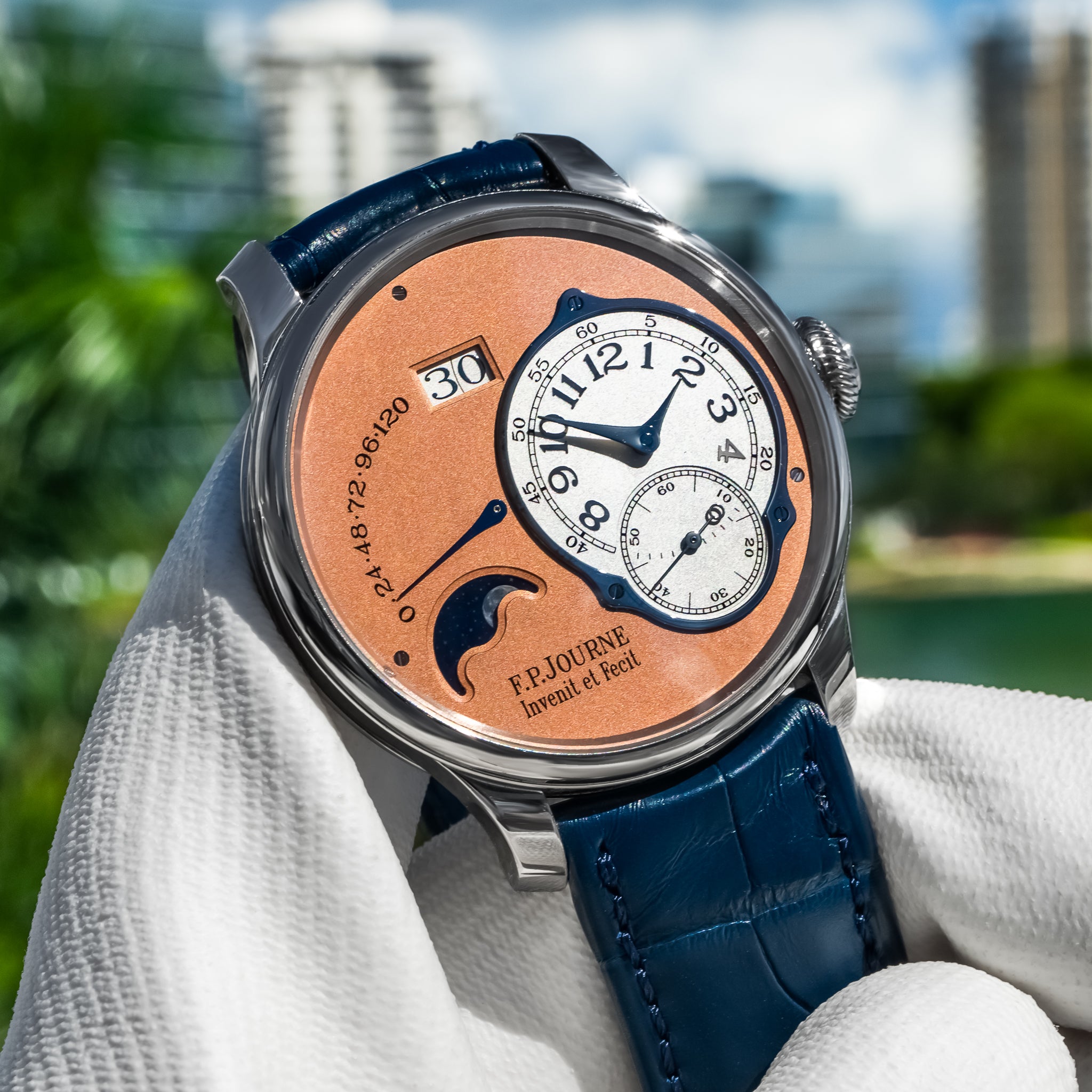 F.P. Journe Octa Lune Platinum Salmon 40mm