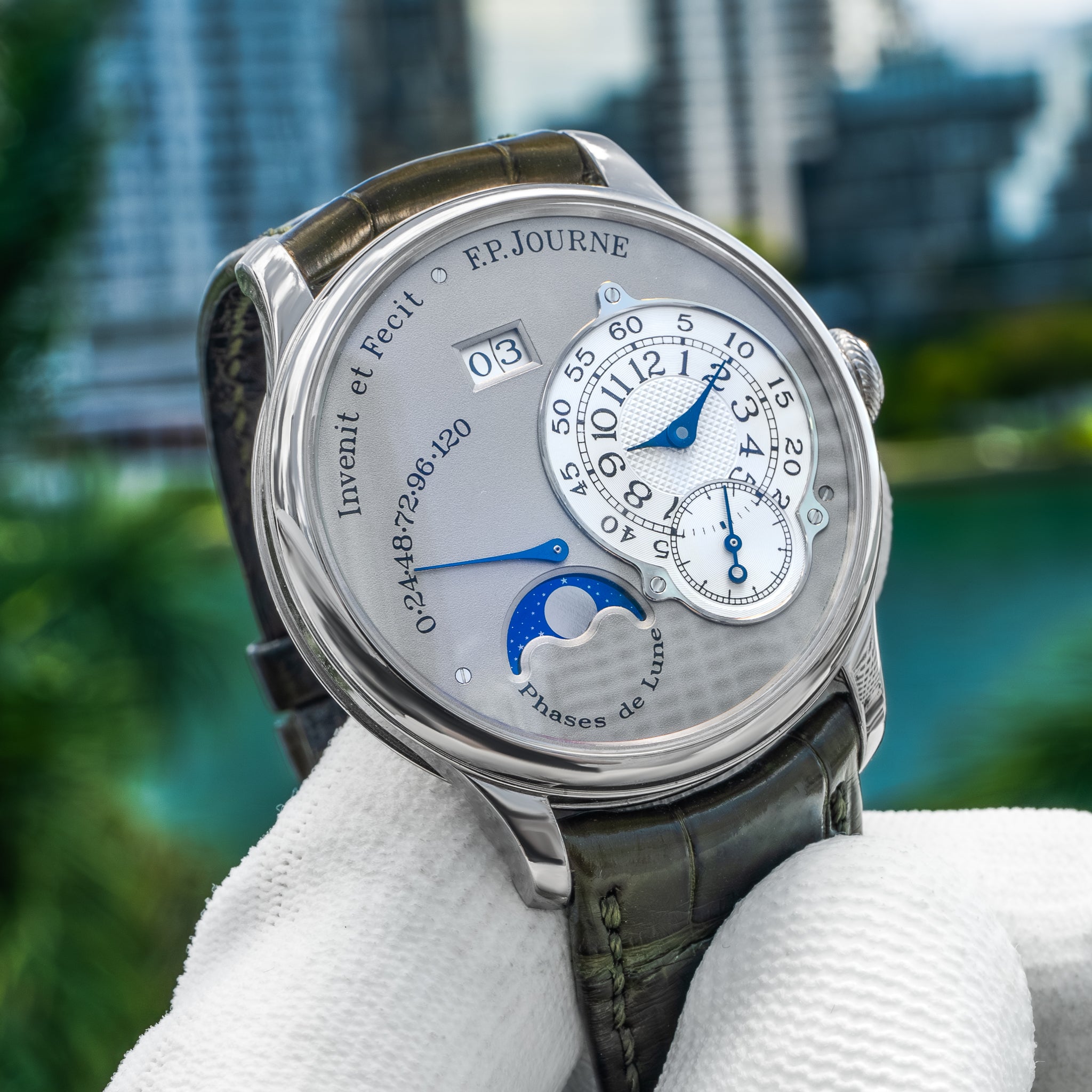 F.P. Journe Octa Lune 04L Platinum 38mm