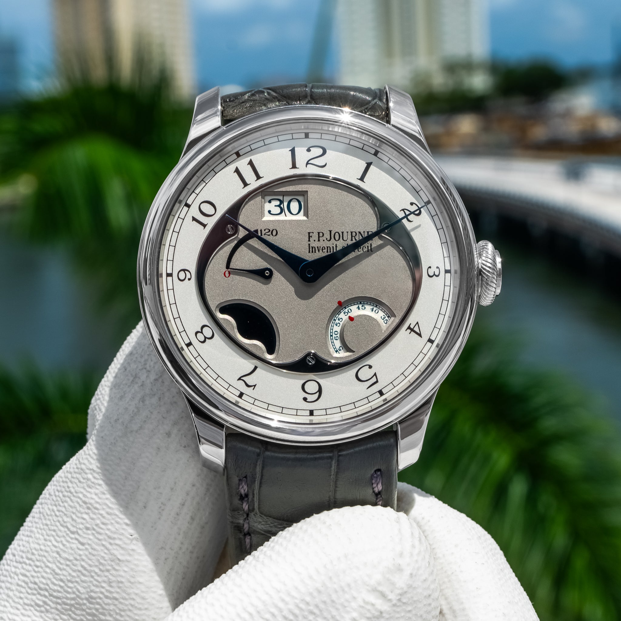 F.P. Journe Divine DN Platinum 40mm