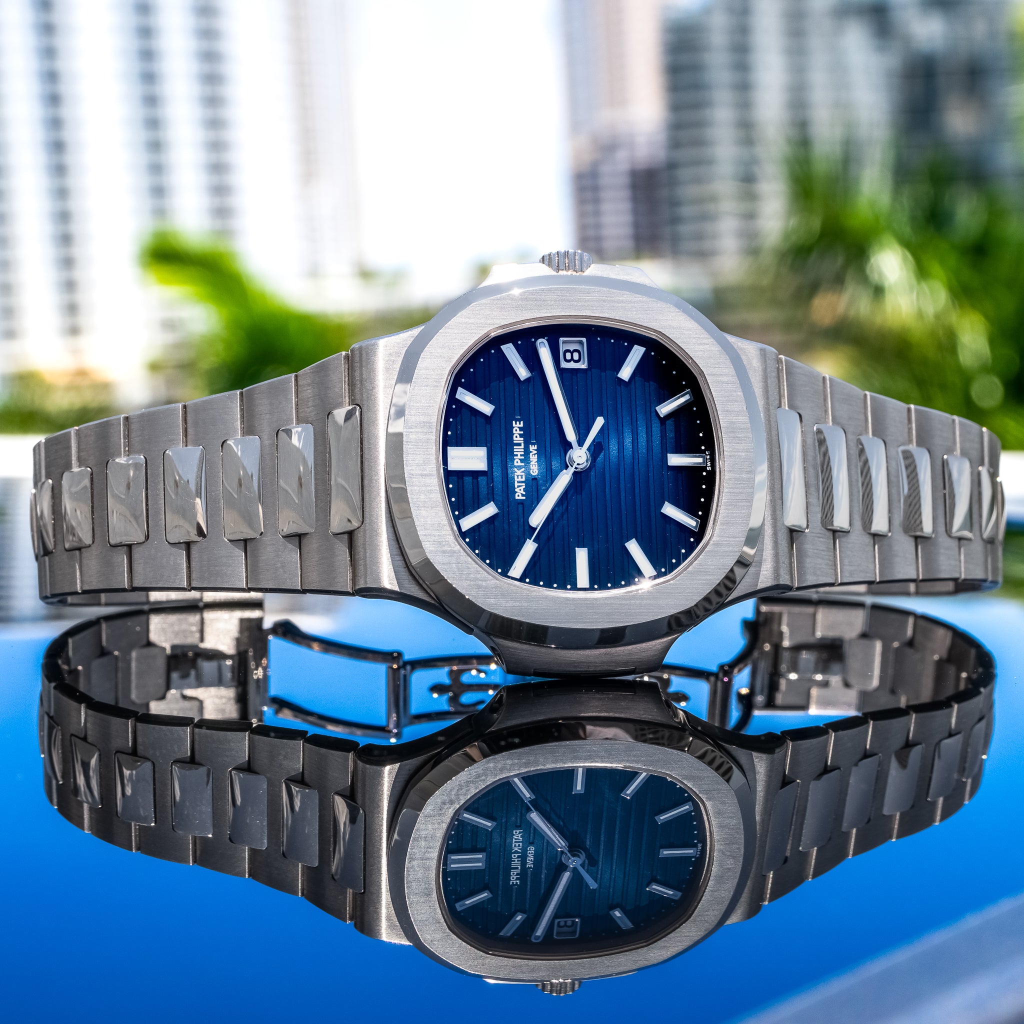2022 Patek Philippe Nautilus 5811/1G-001 Blue Dial