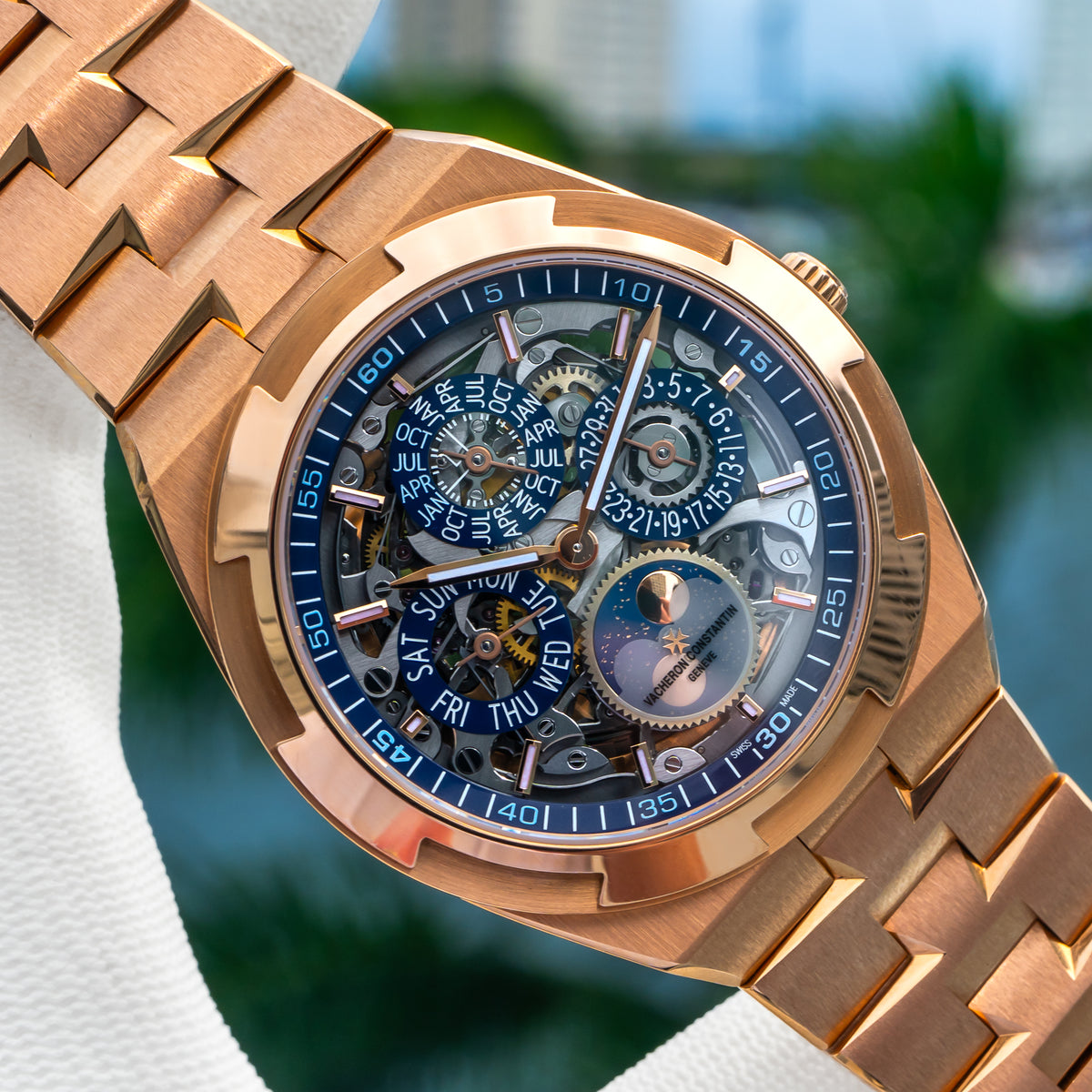 2025 Vacheron Constantin 4300V/220R-B642 Overseas Perpetual Calendar Ultra-Thin Skeleton Rose Gold 41.5mm