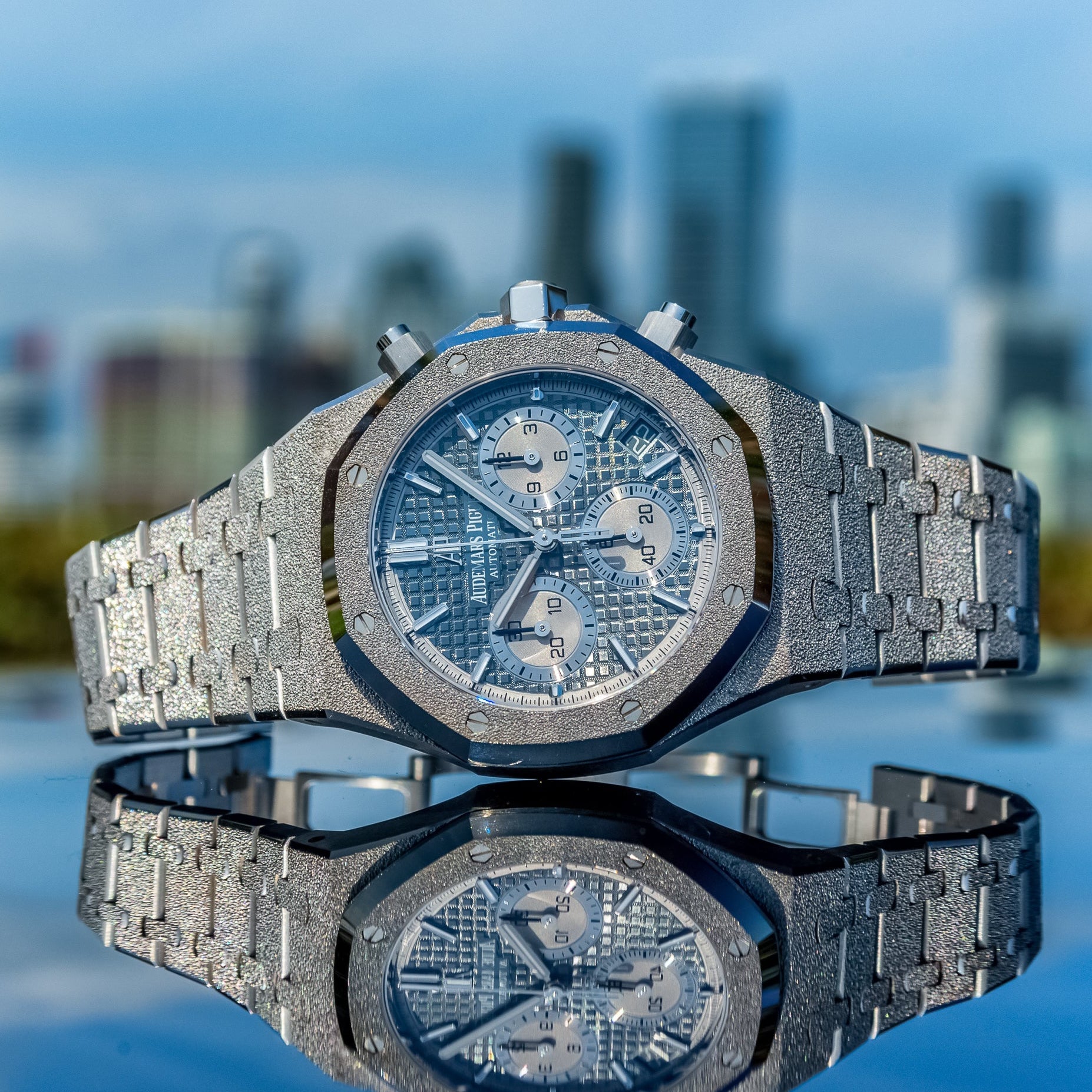 2022 Audemars Piguet 26239BC Royal Oak Chronograph Frosted 41mm