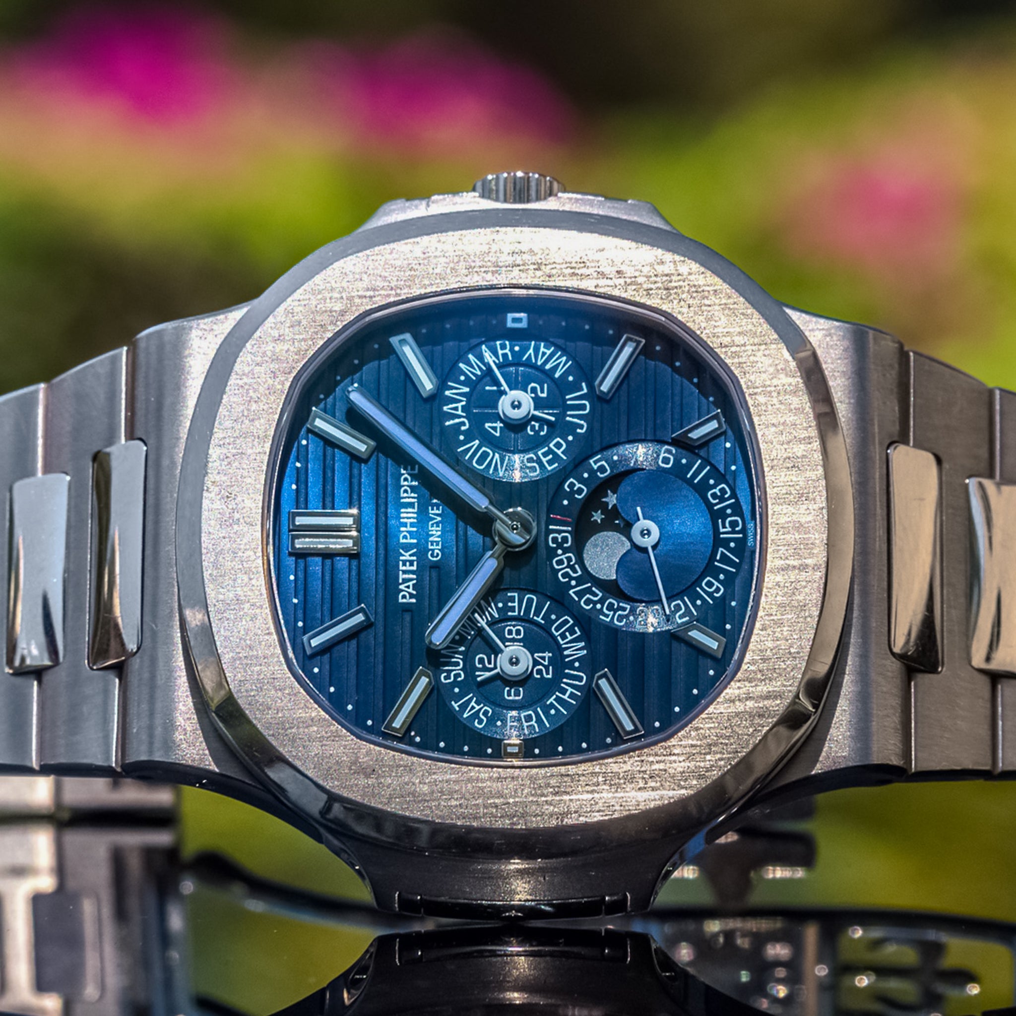 Patek Philippe Unworn 2023 Nautilus 5740/1G