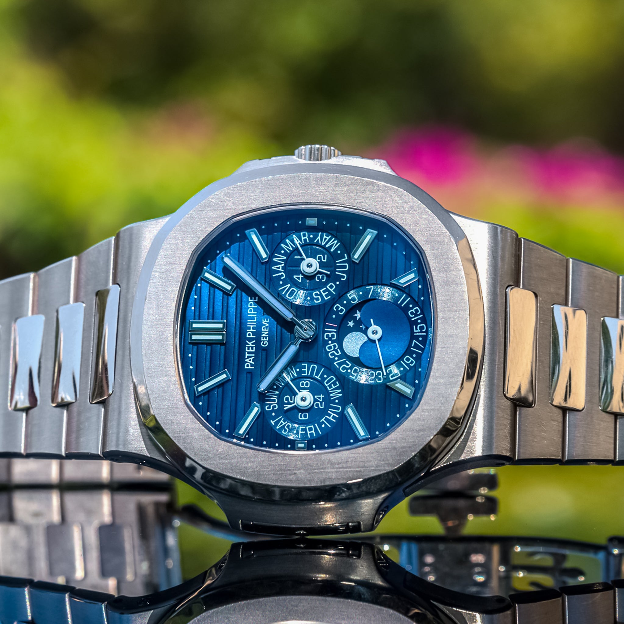 Patek Philippe Unworn 2023 Nautilus 5740/1G