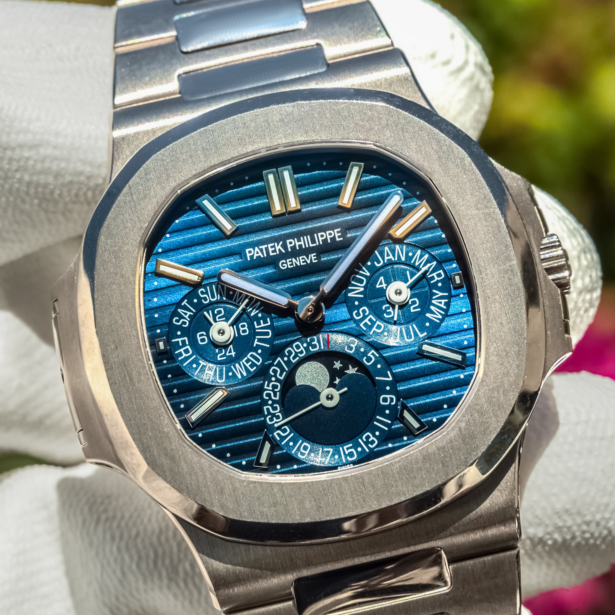 Patek Philippe Unworn 2023 Nautilus 5740/1G