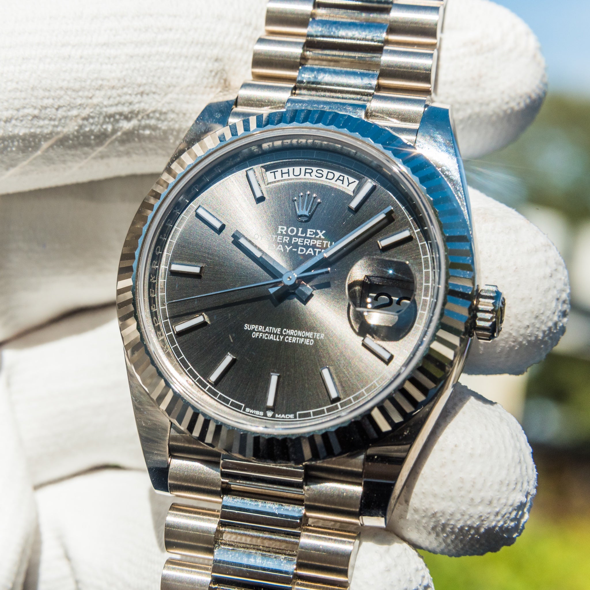 Rolex day date 40 2024 white gold black dial